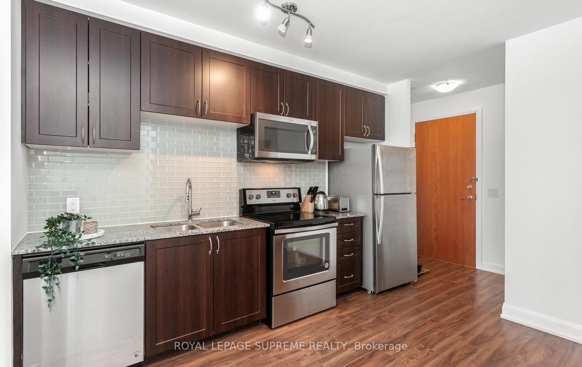 #903 - 2800 Keele Street, Toronto Unit: 903