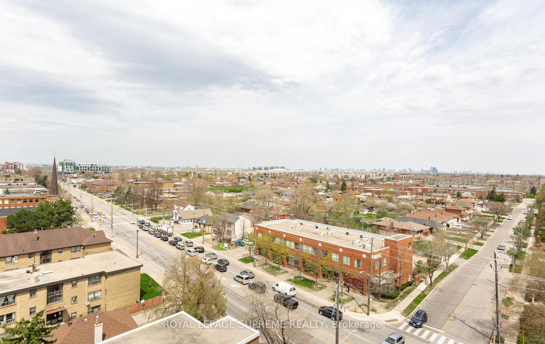 #903 - 2800 Keele Street, Toronto Unit: 903
