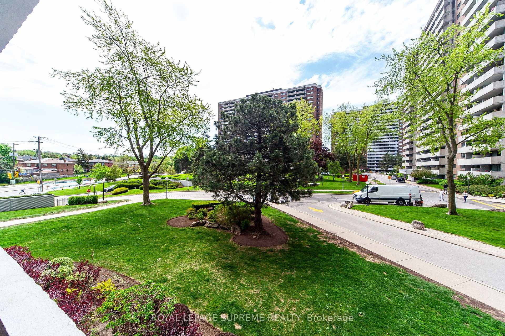 270 Scarlett Road 205