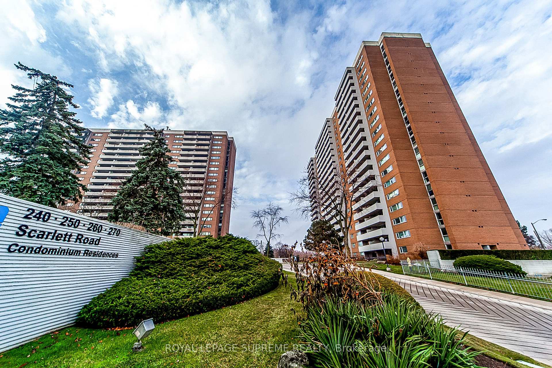 270 Scarlett Road 205