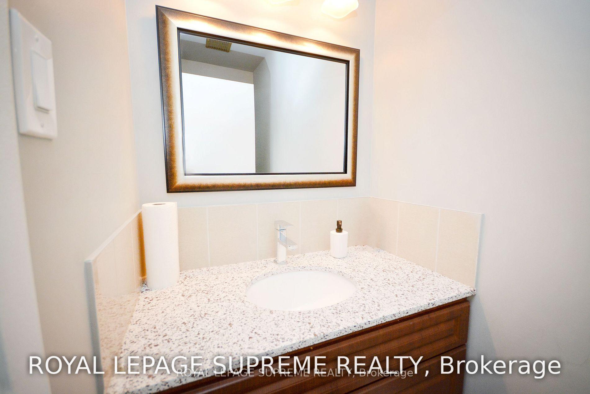 #45 - 2355 Derry Road Unit: 45