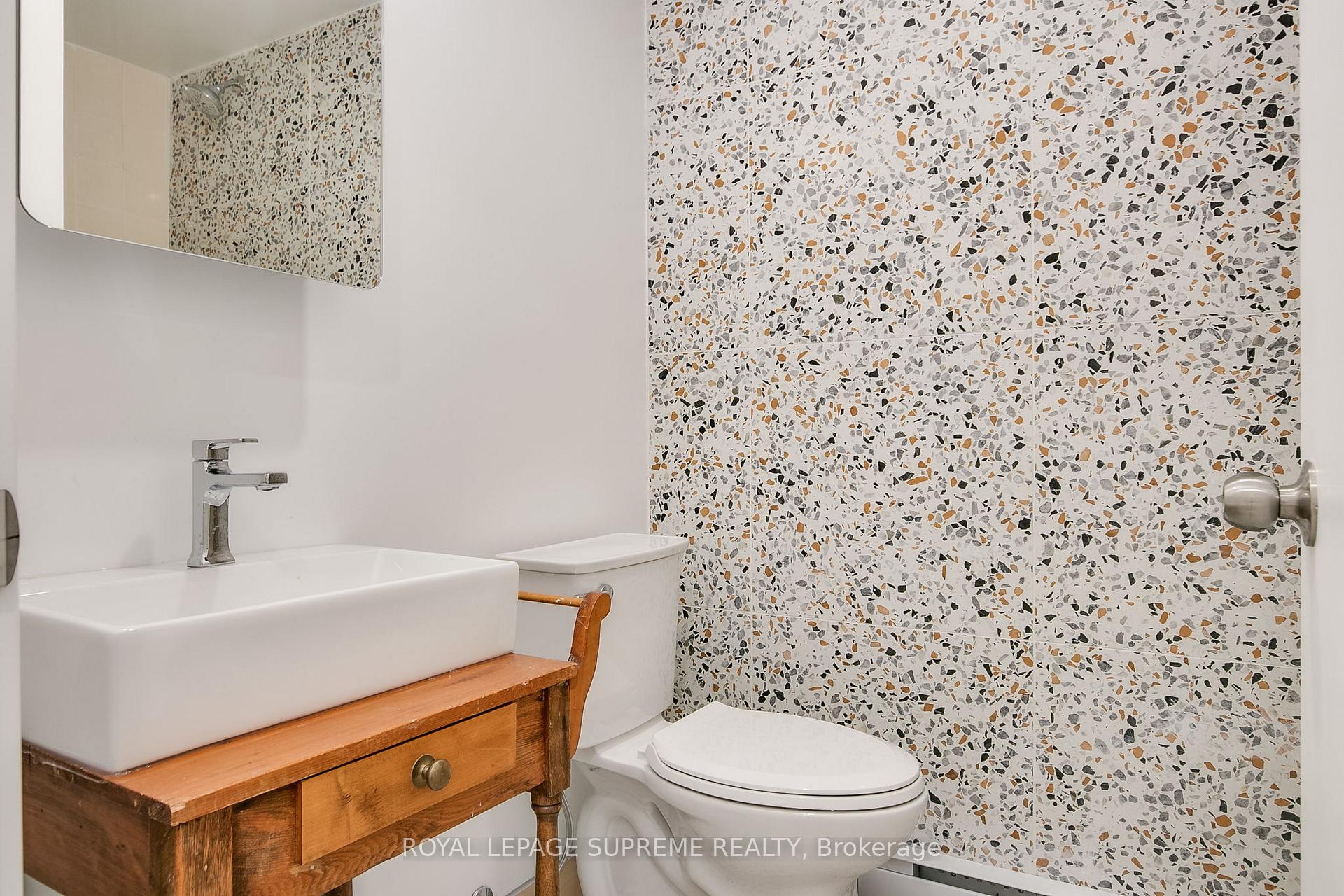 216 Silverthorn Avenue Laneway, Toronto W03 Unit: Laneway