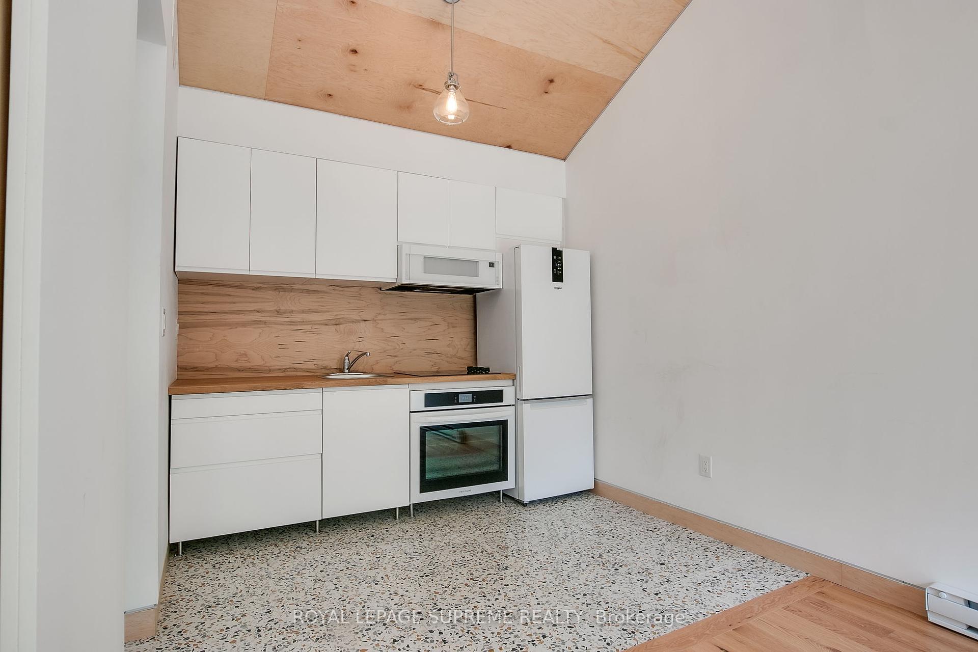 216 Silverthorn Avenue Laneway, Toronto W03 Unit: Laneway