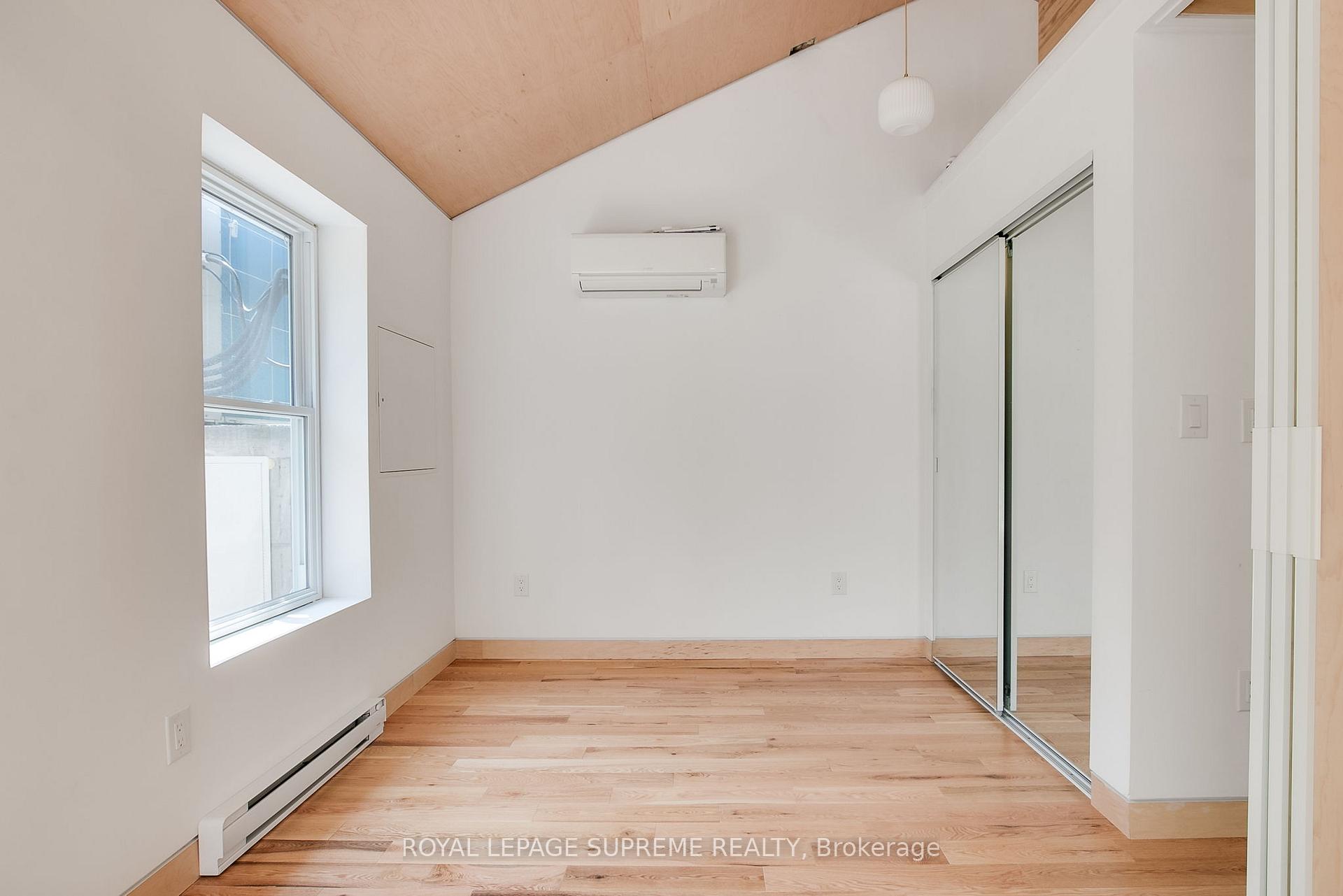 216 Silverthorn Avenue Laneway, Toronto W03 Unit: Laneway