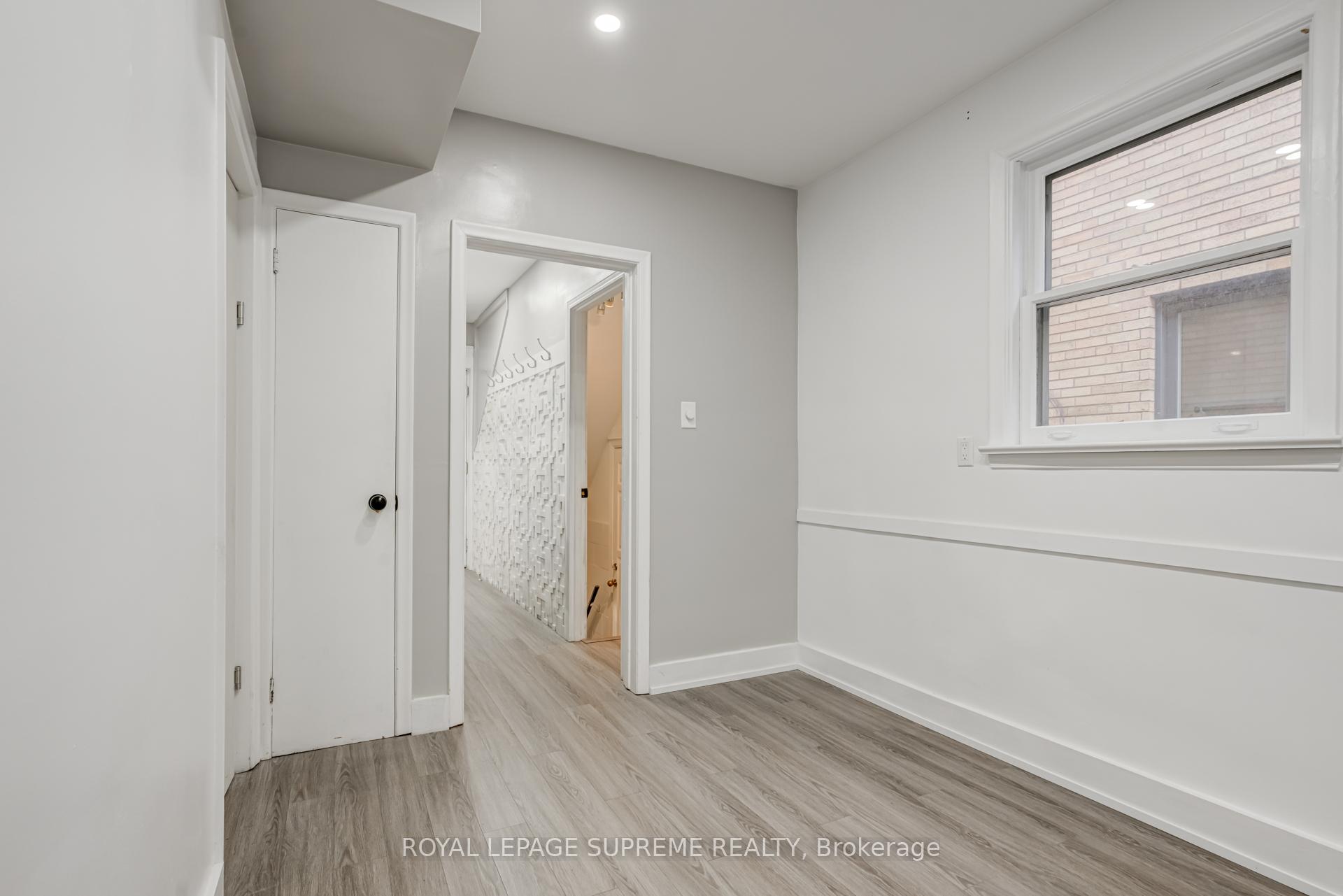 #1 - 118 Runnymede Road, Toronto Unit: 1