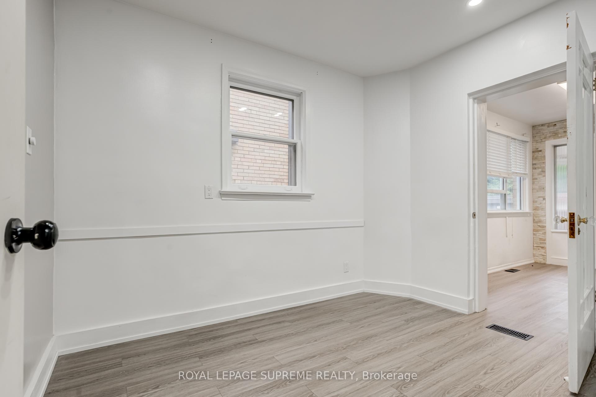 #1 - 118 Runnymede Road, Toronto Unit: 1