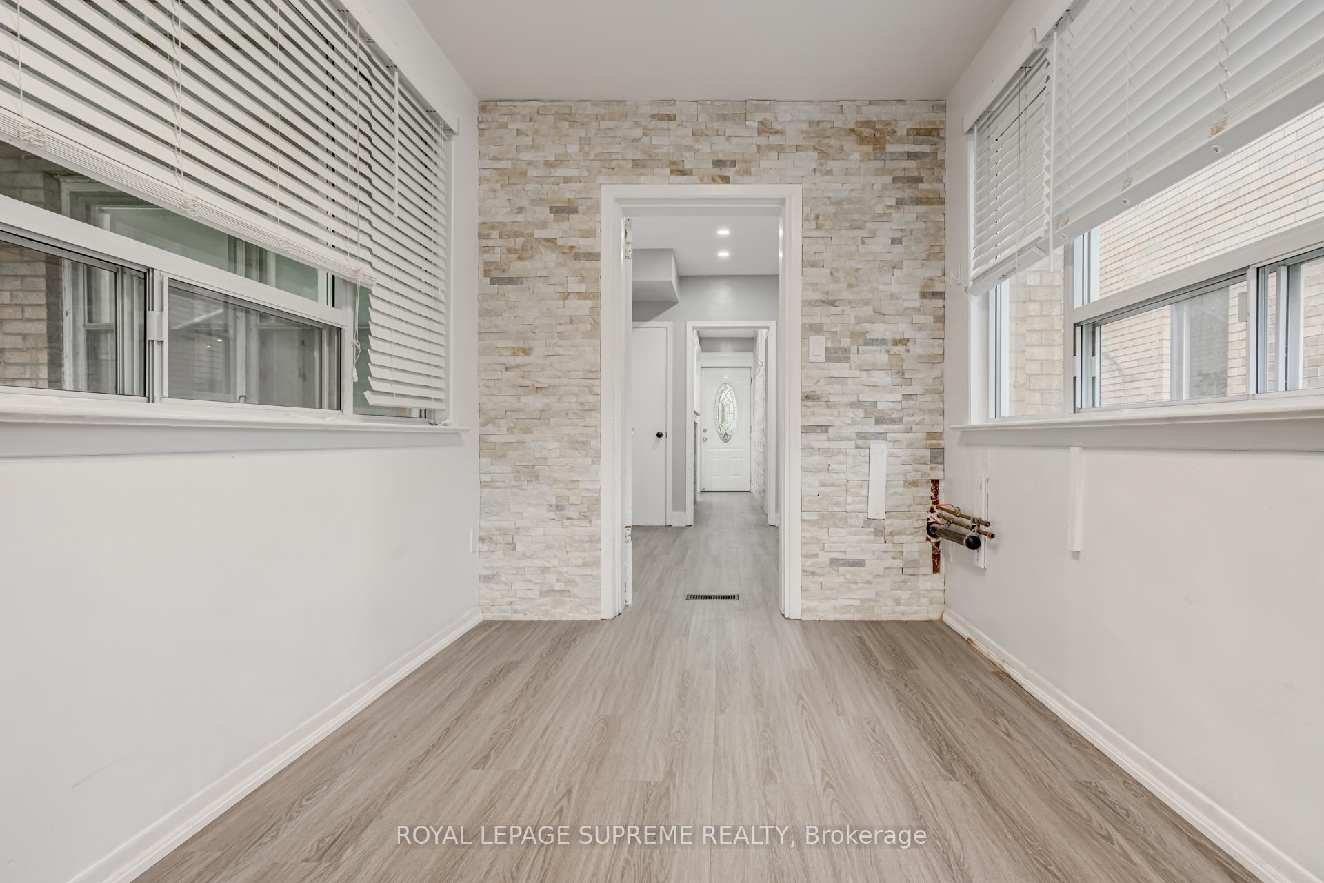 #1 - 118 Runnymede Road, Toronto Unit: 1