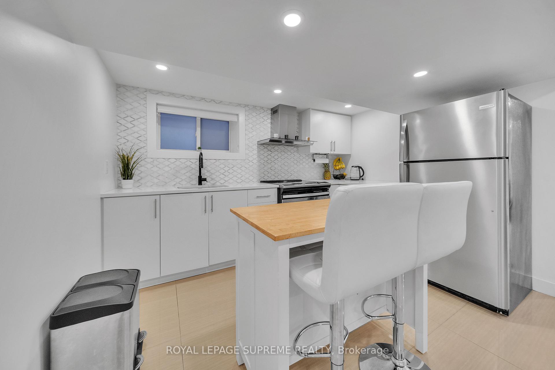 291 Gilbert Avenue, Toronto W03
