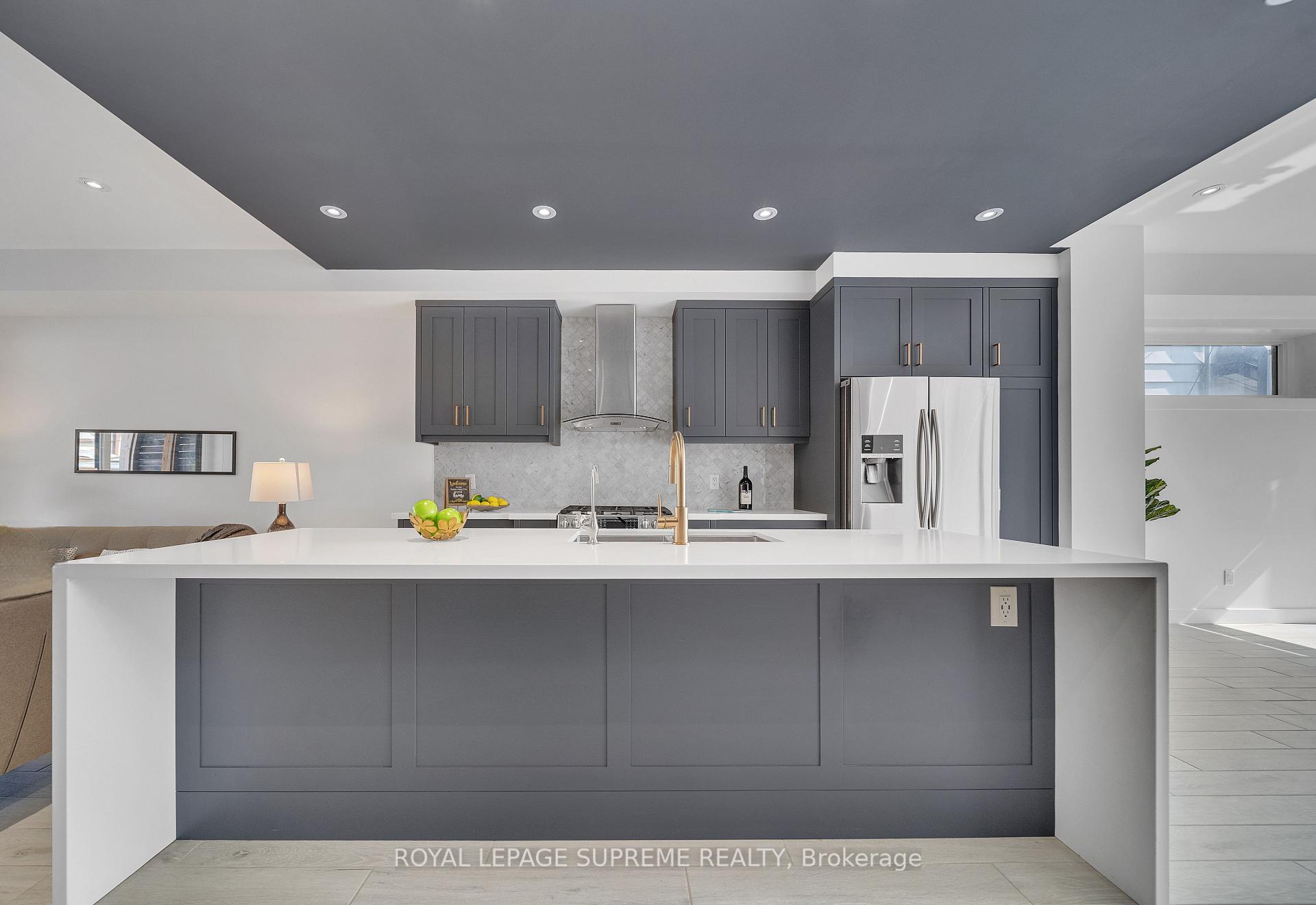 291 Gilbert Avenue, Toronto W03