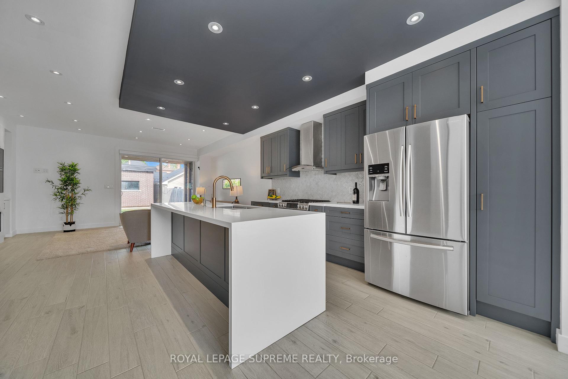 291 Gilbert Avenue, Toronto W03
