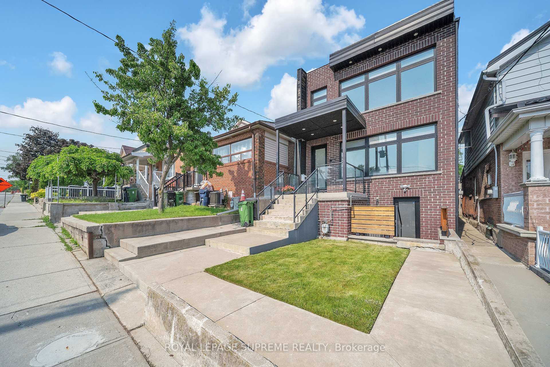 291 Gilbert Avenue, Toronto W03