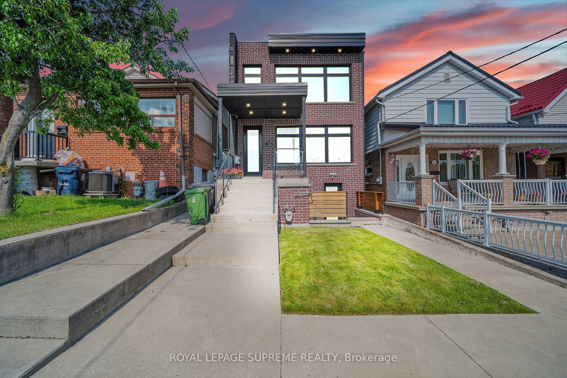 291 Gilbert Avenue, Toronto W03