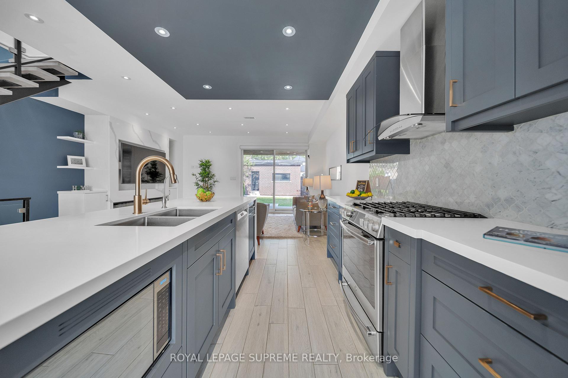 291 Gilbert Avenue, Toronto W03