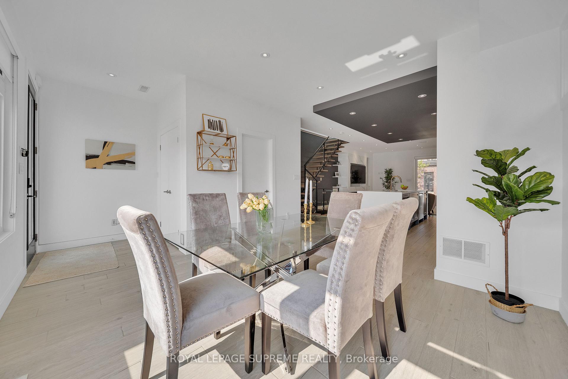 291 Gilbert Avenue, Toronto W03