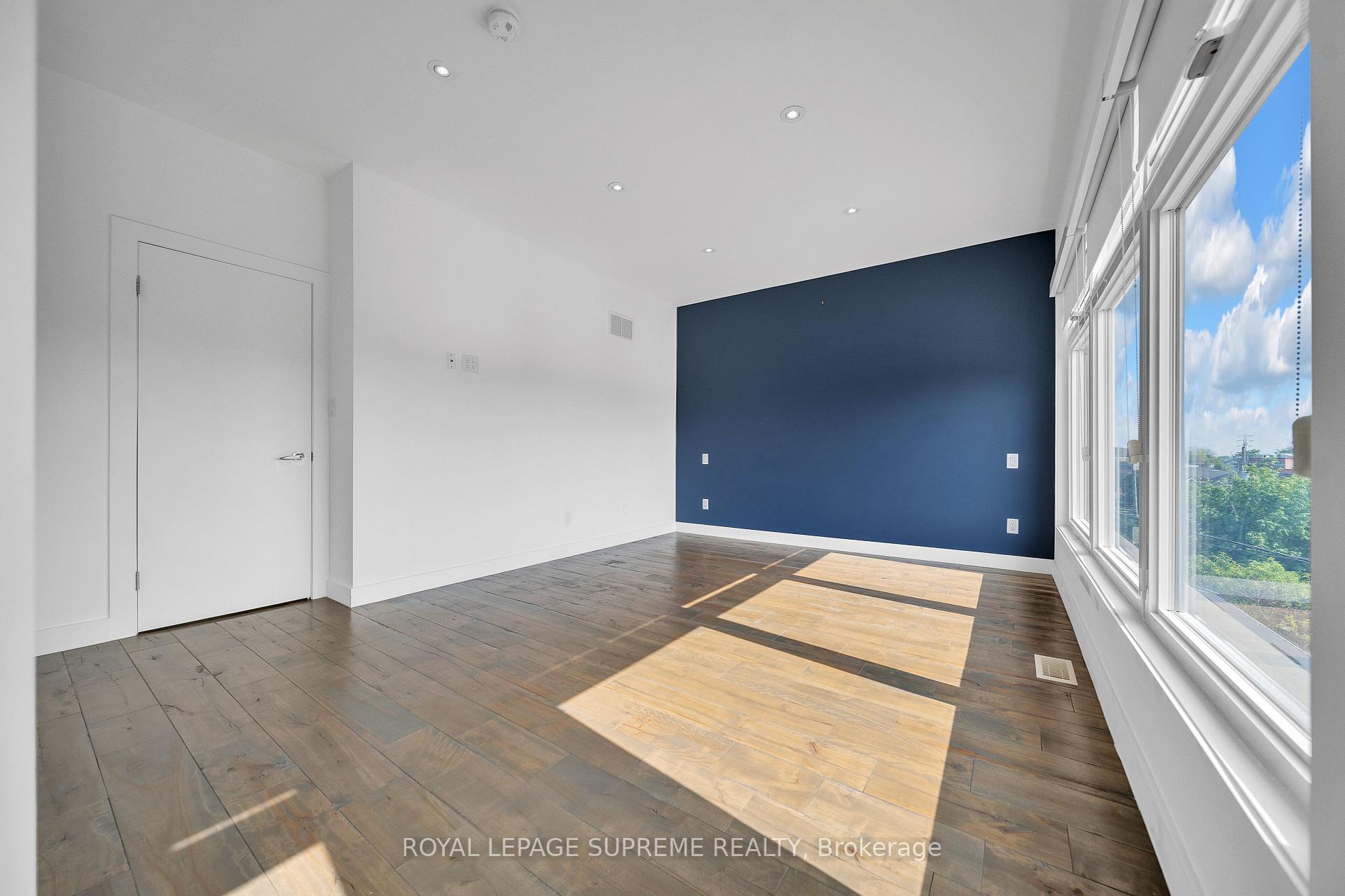291 Gilbert Avenue, Toronto W03