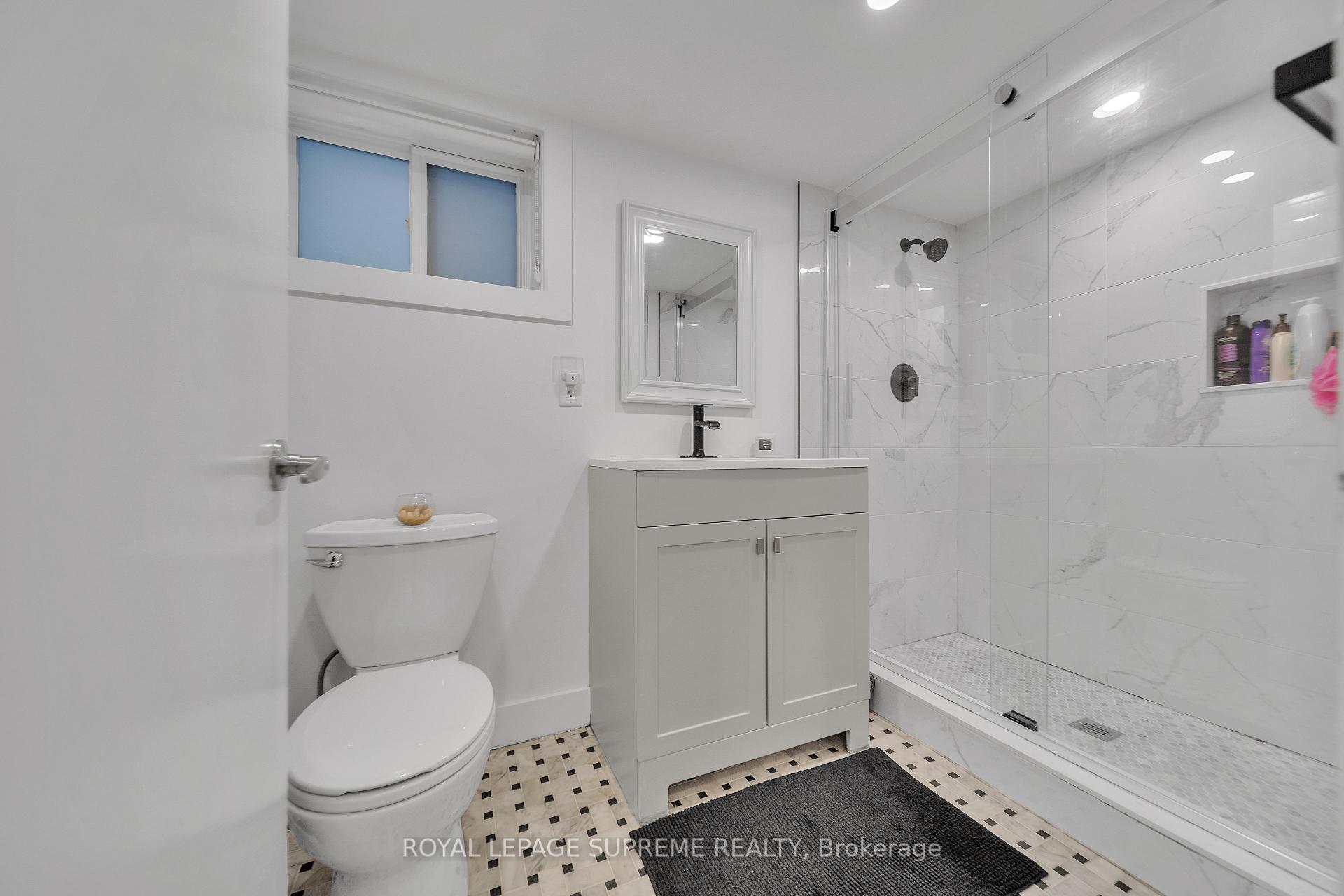 291 Gilbert Avenue, Toronto W03