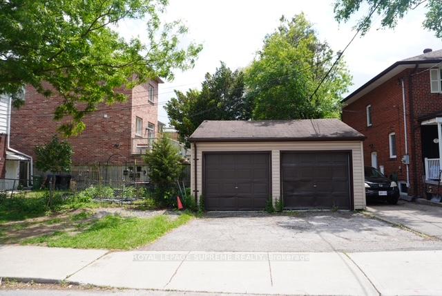 #Main - 46 Rockcliffe Boulevard, Toronto Unit: Main