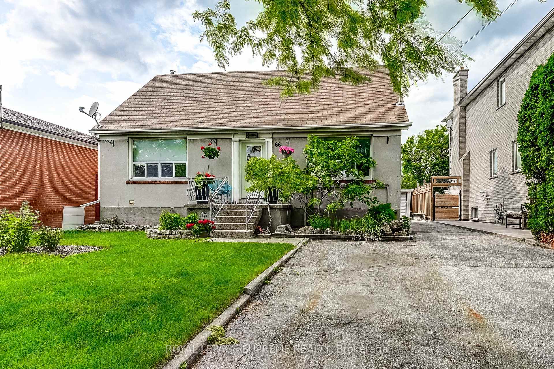 66 Cartwright Avenue, Toronto