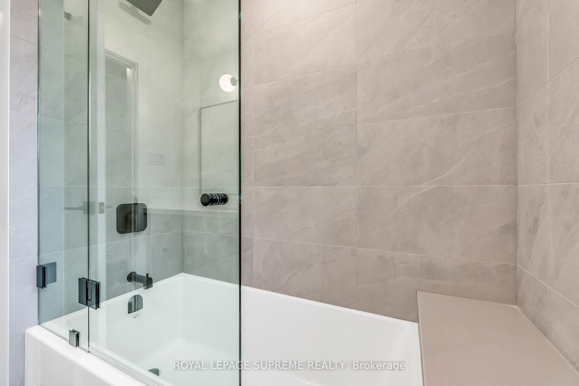 #Upper - 485 Anthony Drive Unit: Upper