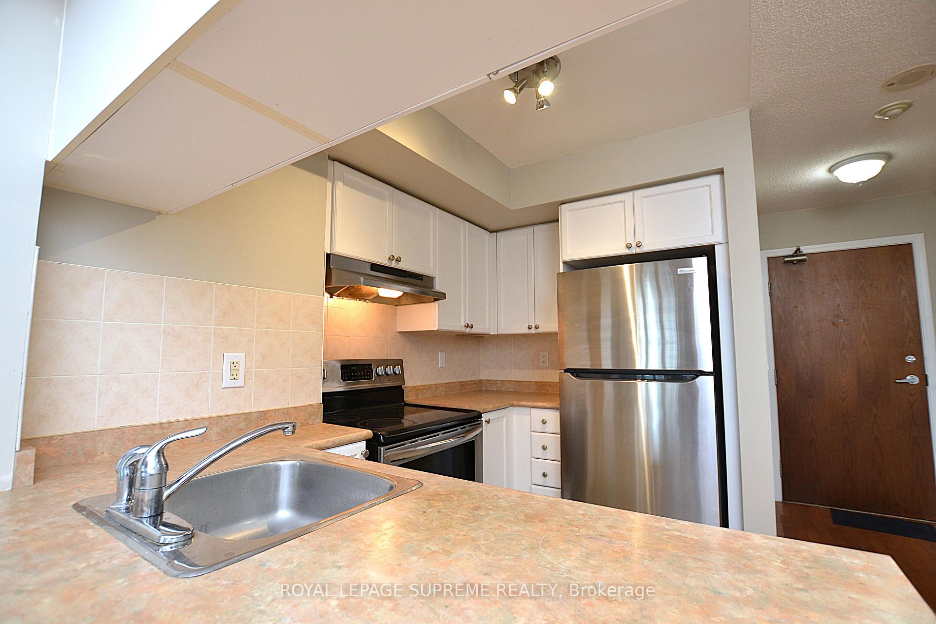 #1007 - 1 Elm Drive Unit: 1007