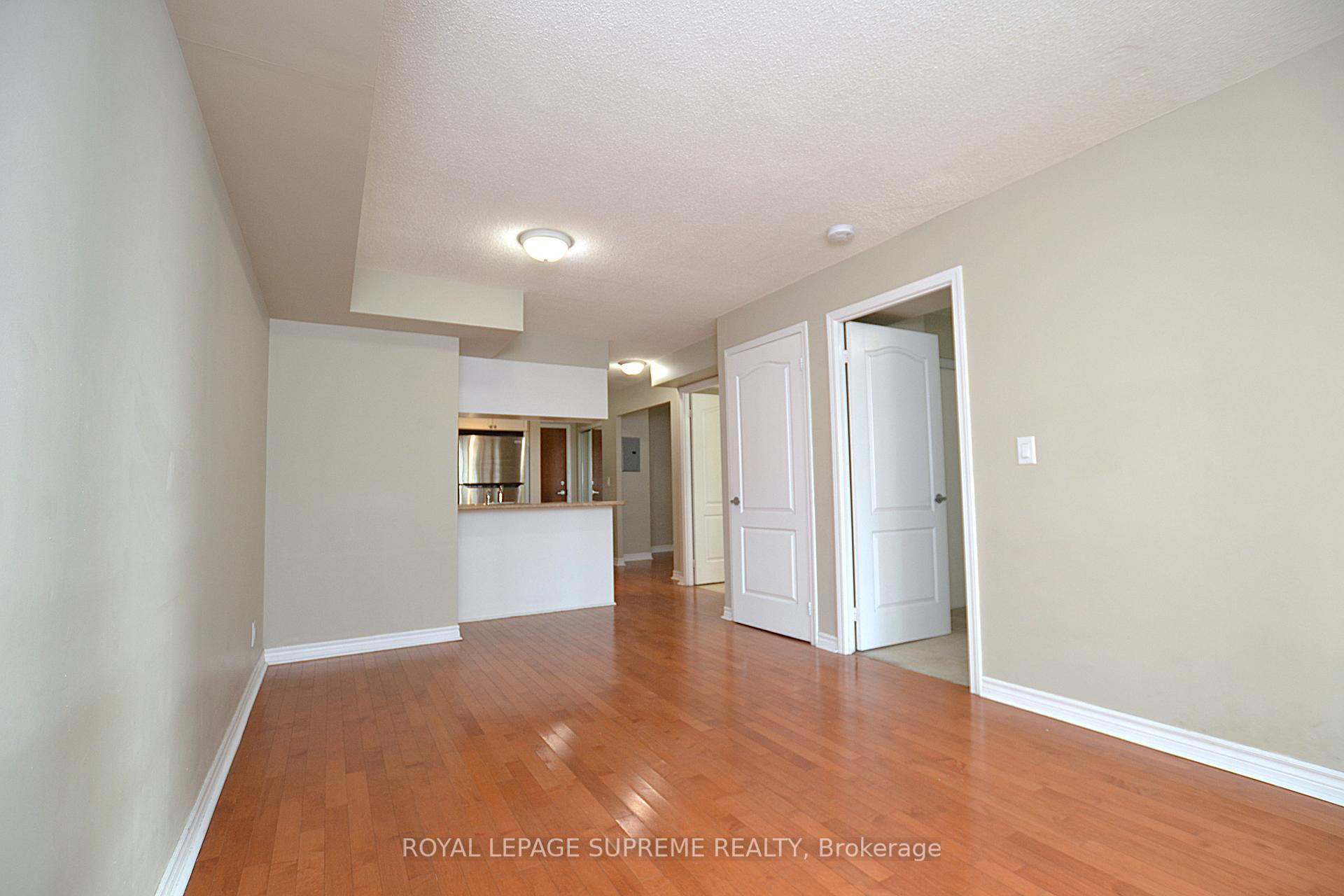 #1007 - 1 Elm Drive Unit: 1007
