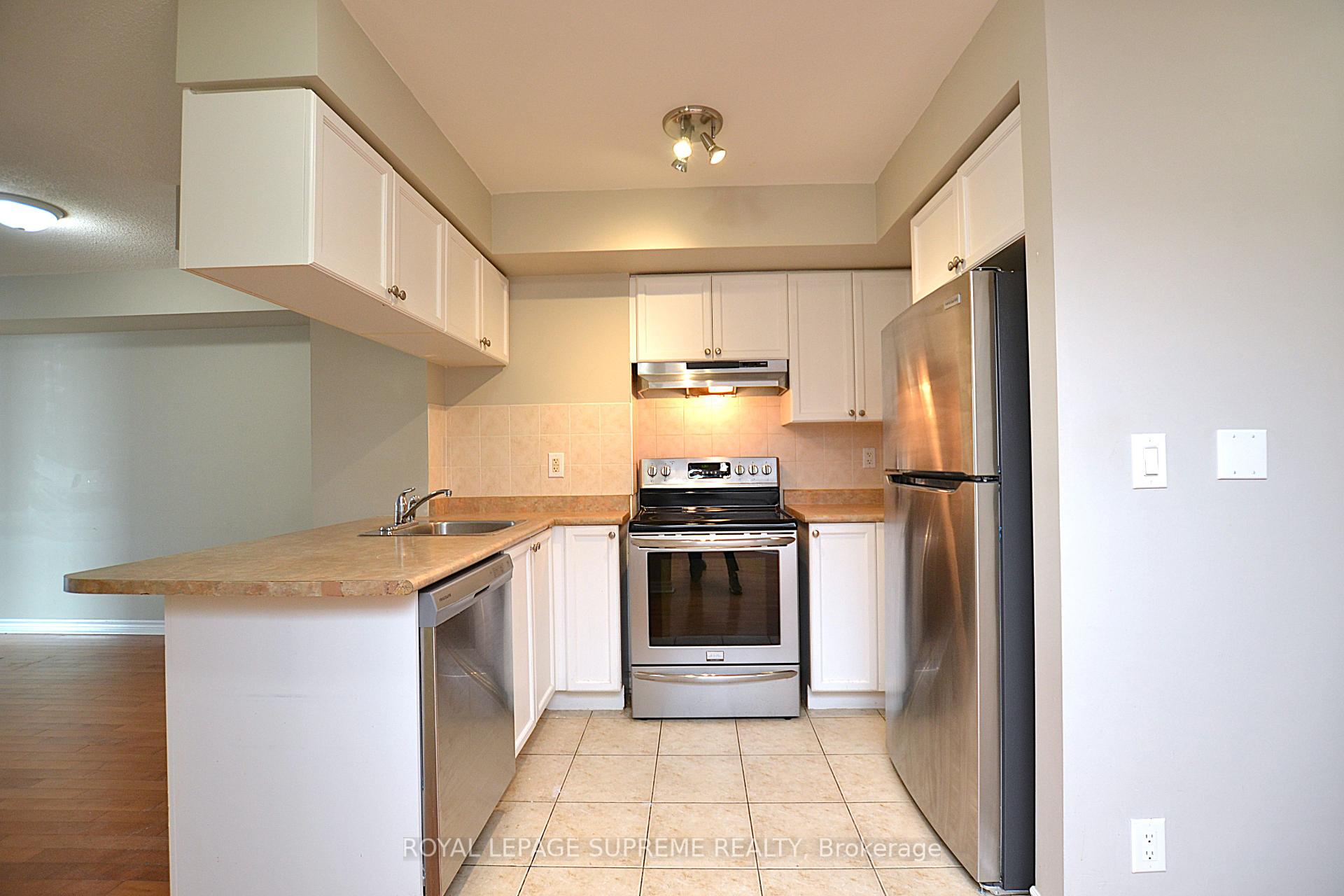#1007 - 1 Elm Drive Unit: 1007