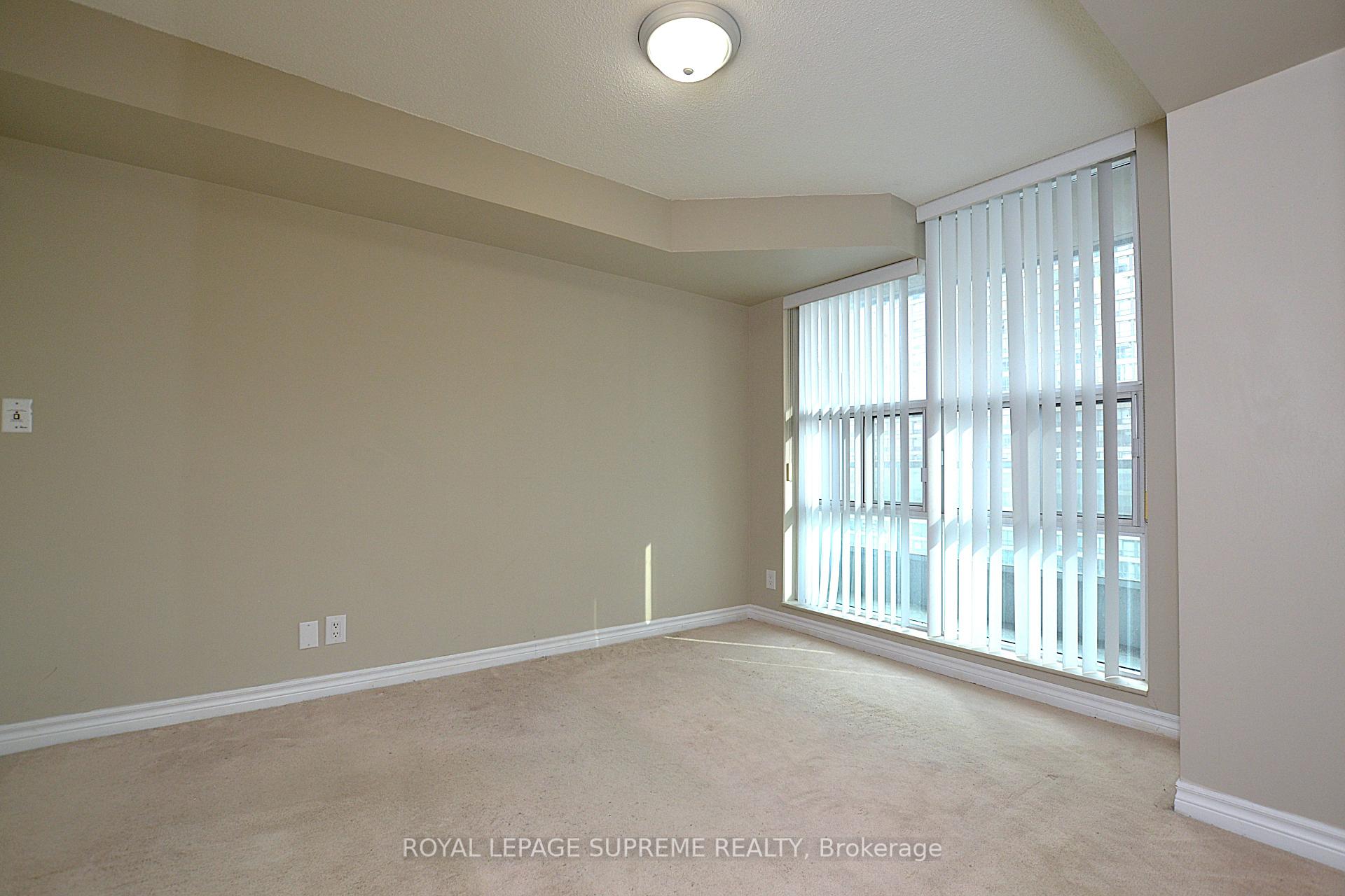 #1007 - 1 Elm Drive Unit: 1007