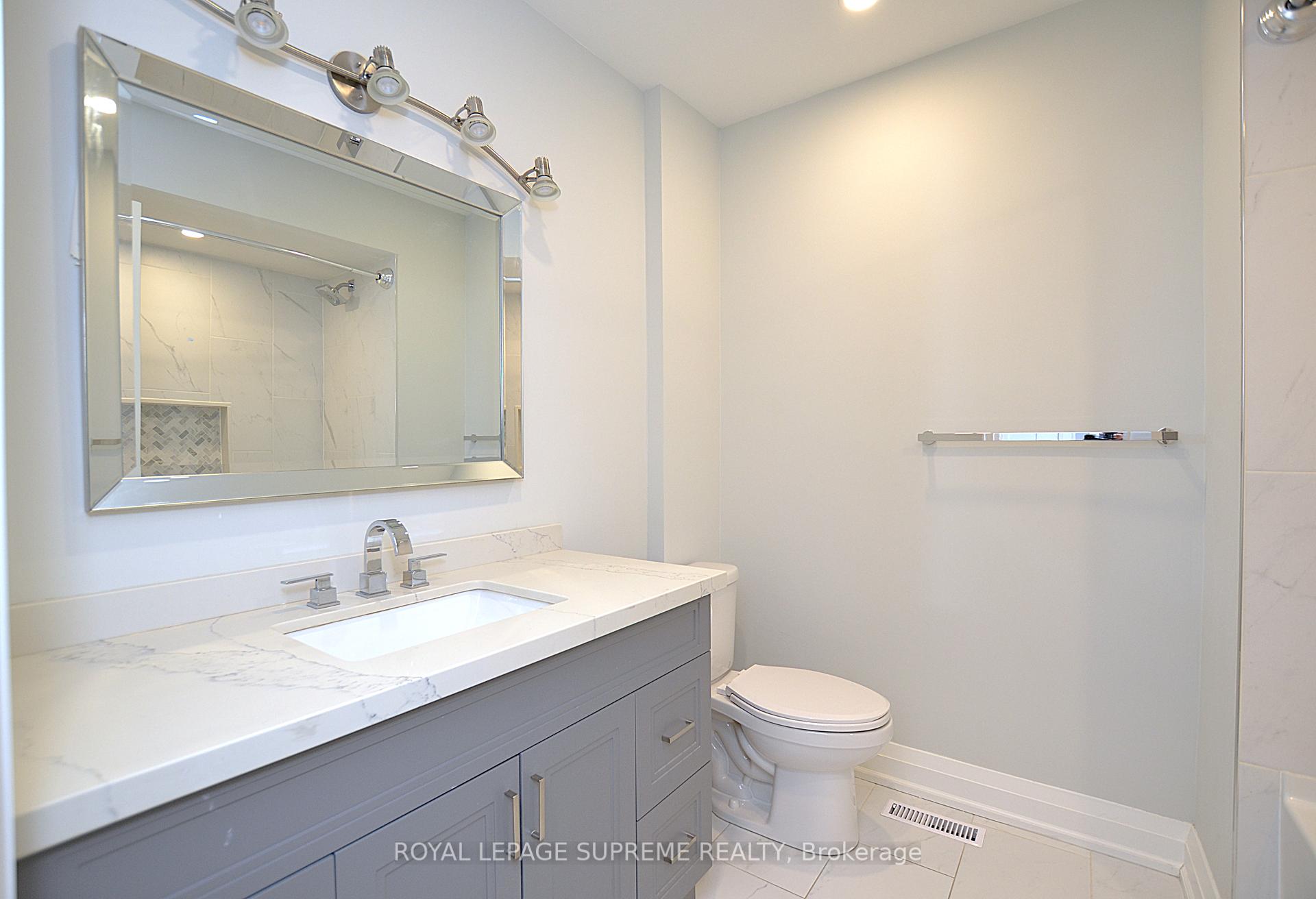 514 Petawawa Crescent