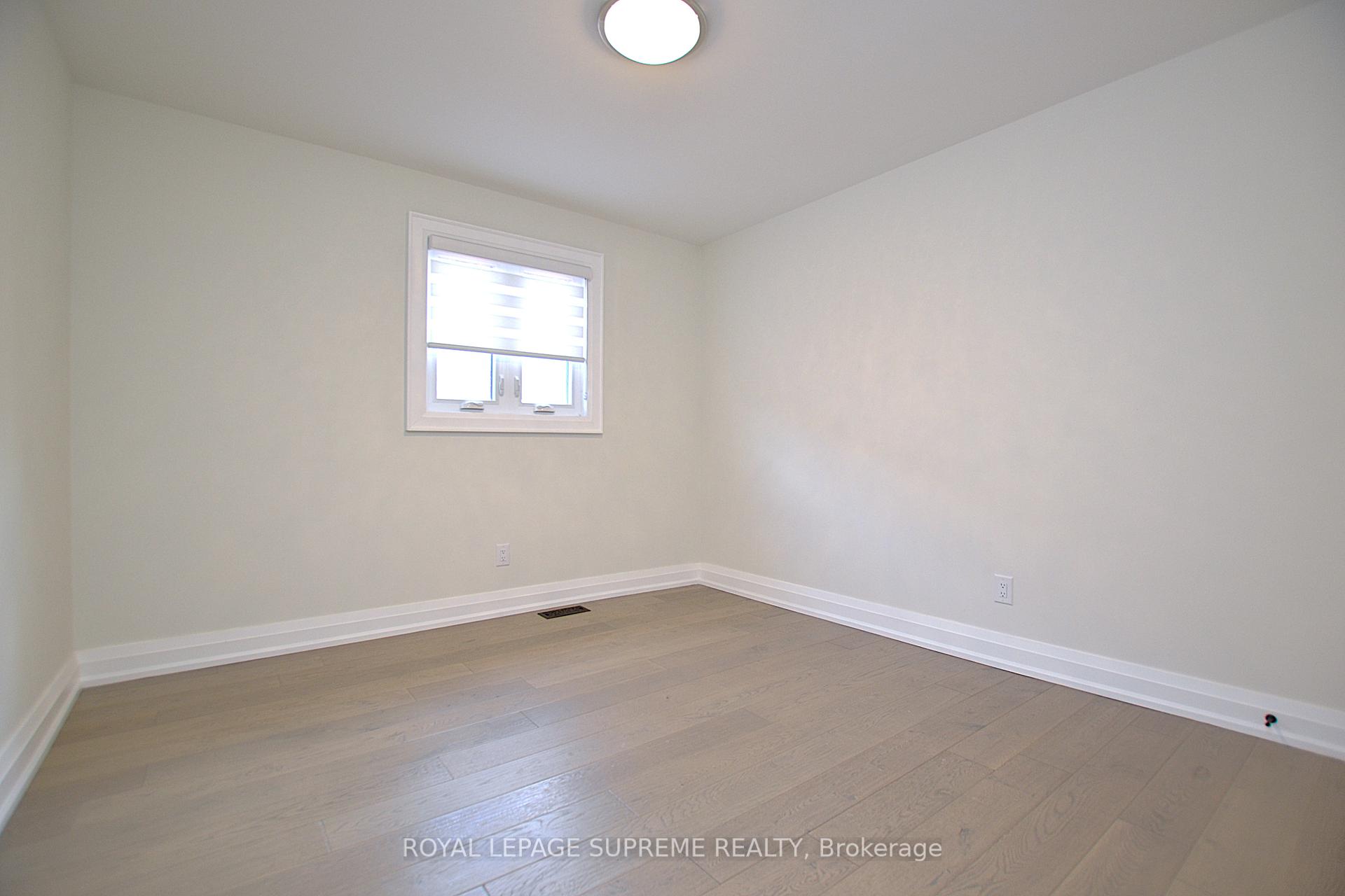 514 Petawawa Crescent