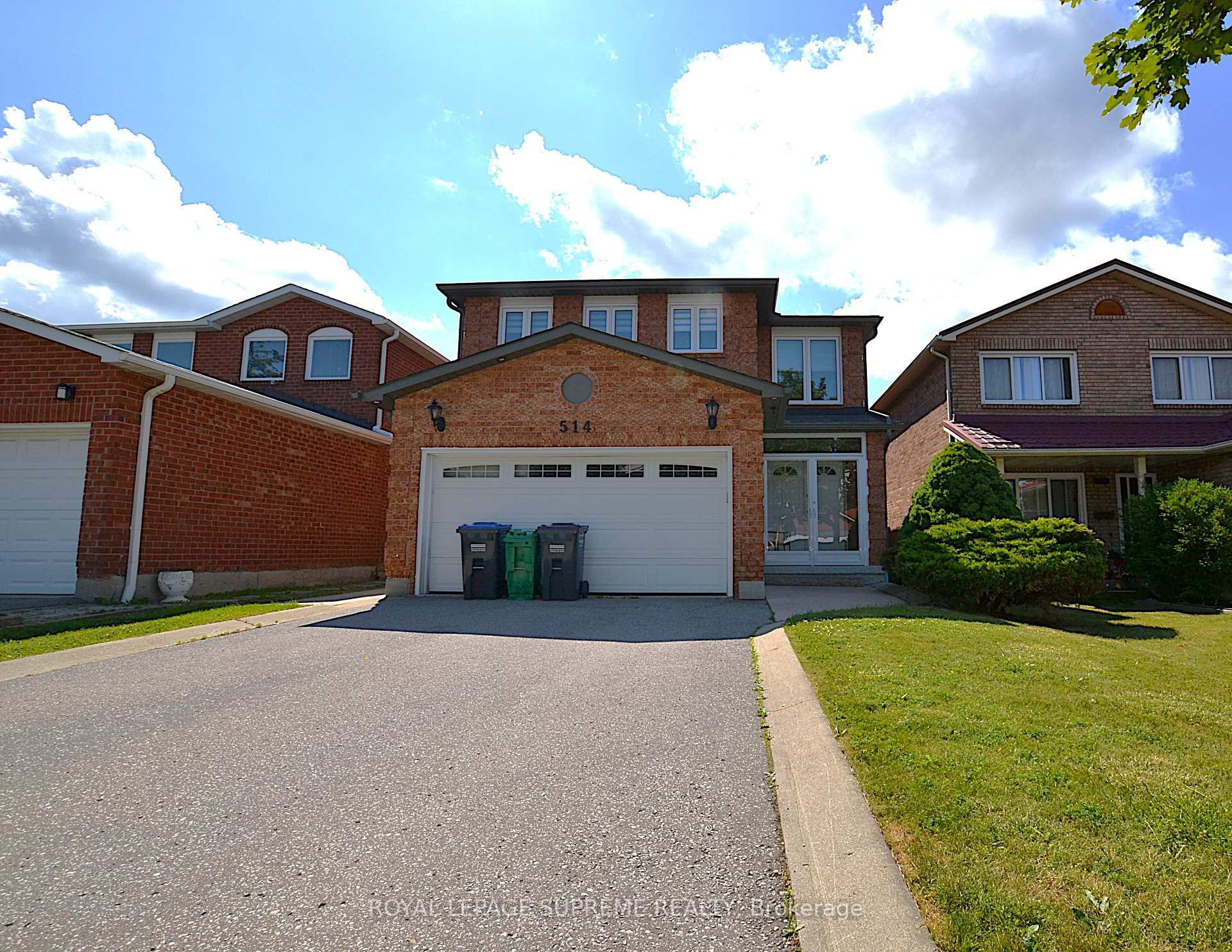 514 Petawawa Crescent