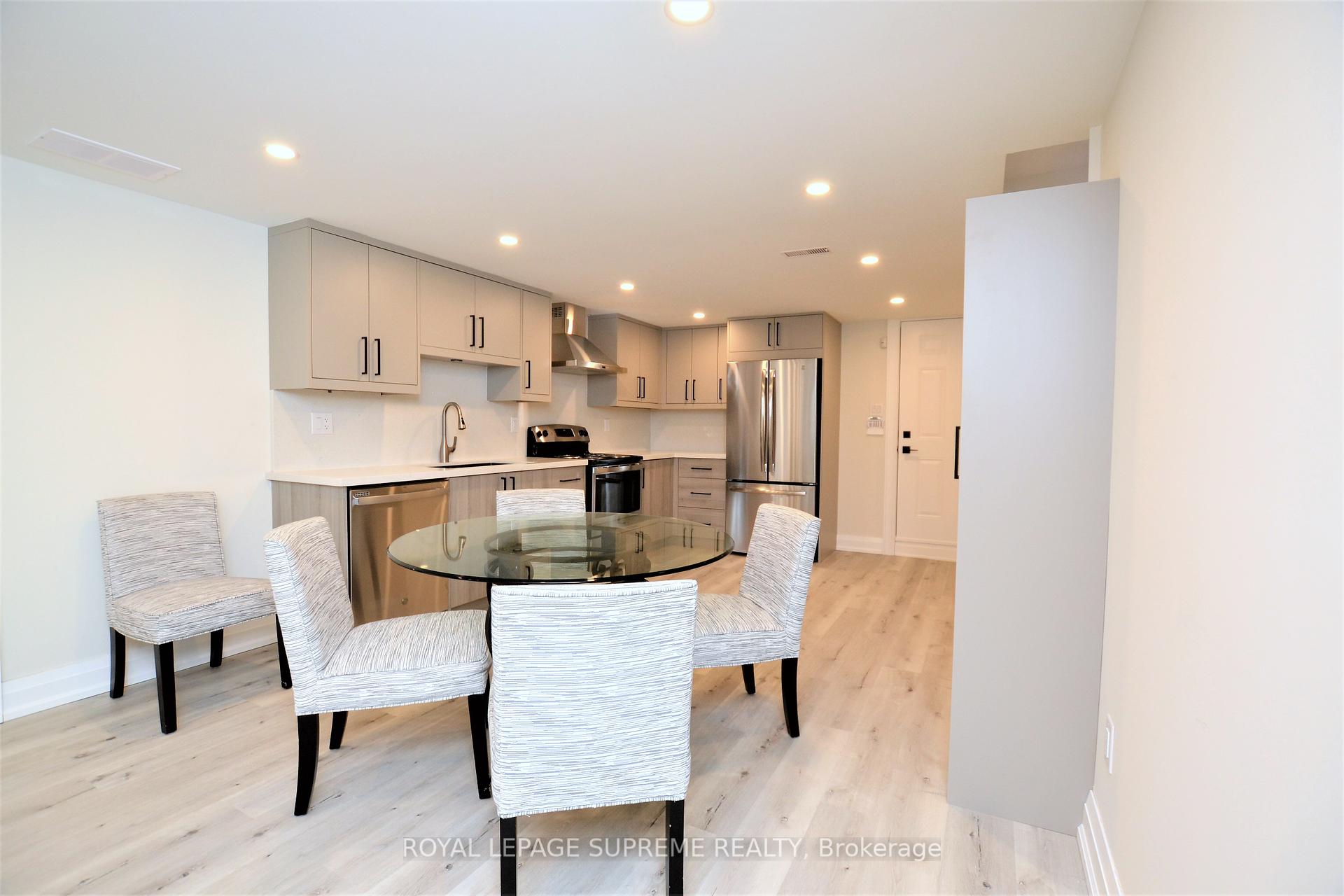 514 Petawawa Crescent