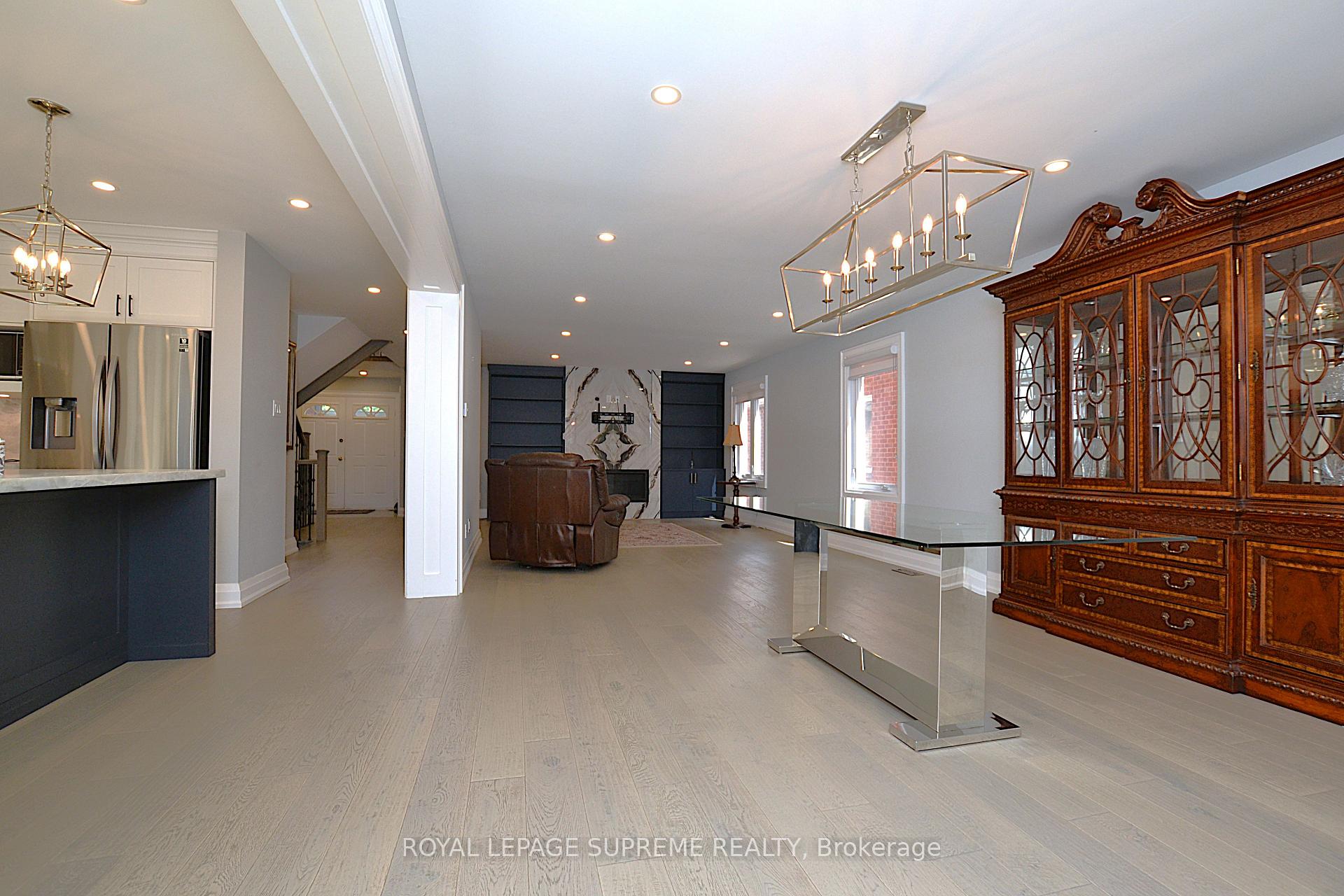 514 Petawawa Crescent
