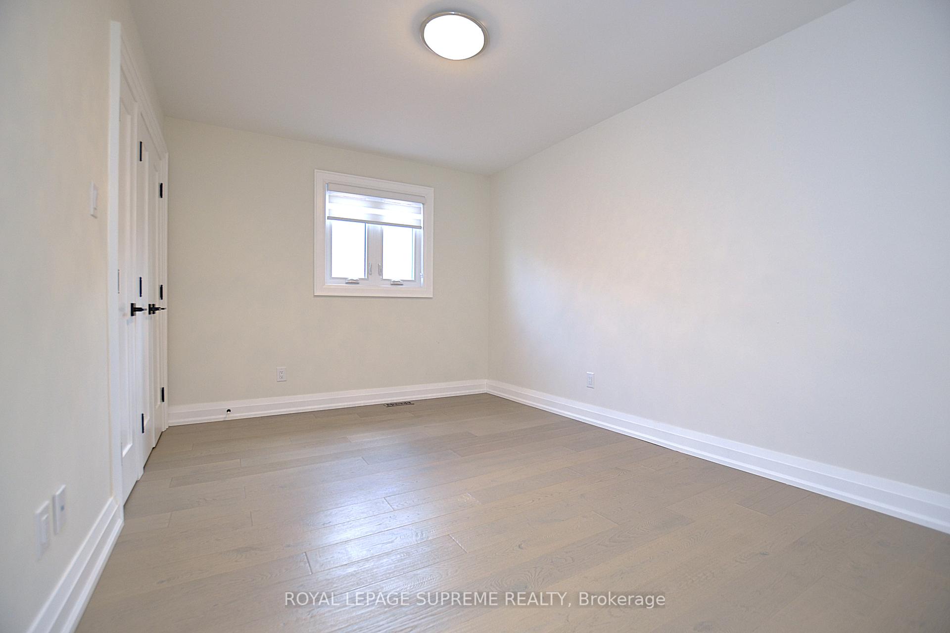 514 Petawawa Crescent