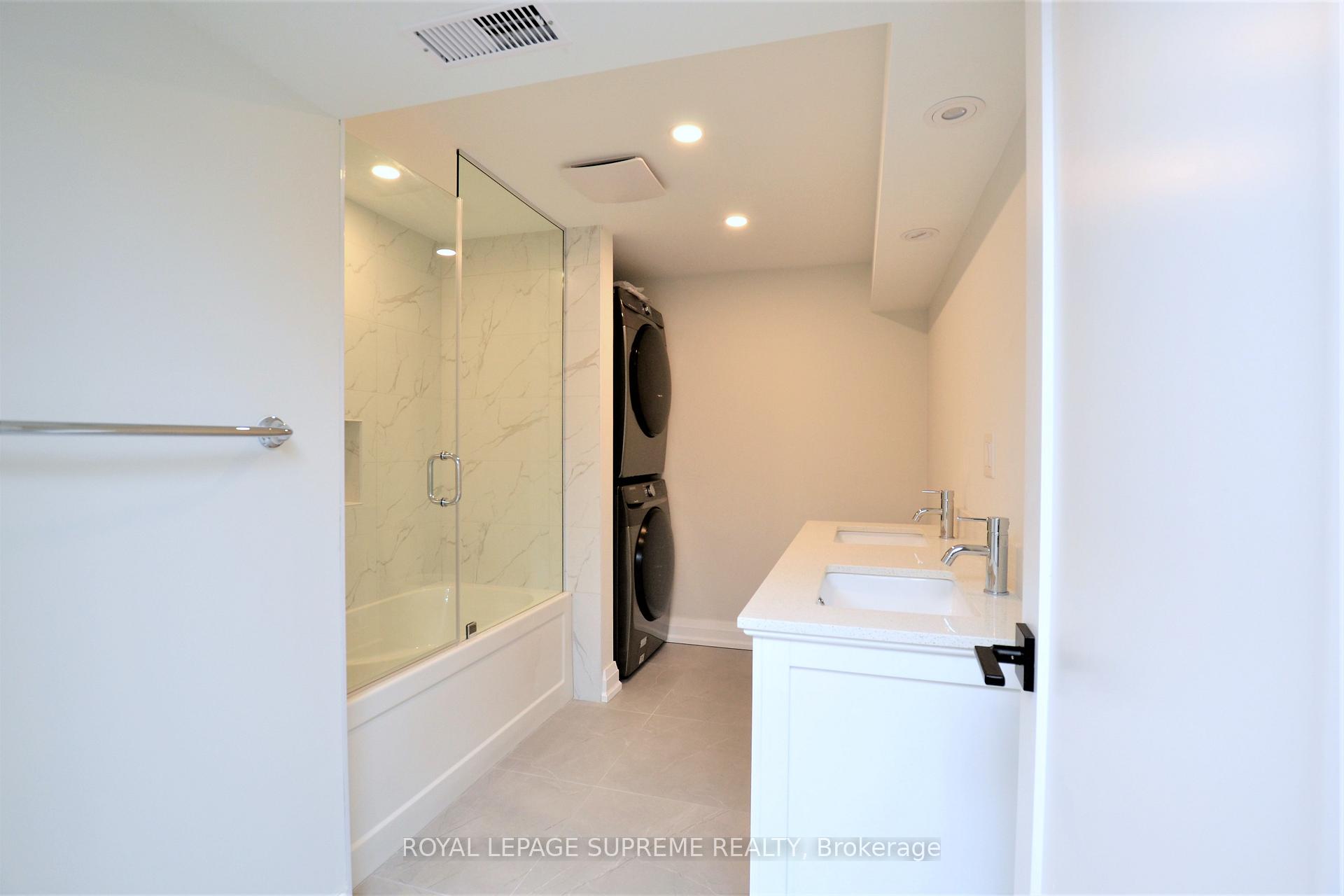 514 Petawawa Crescent
