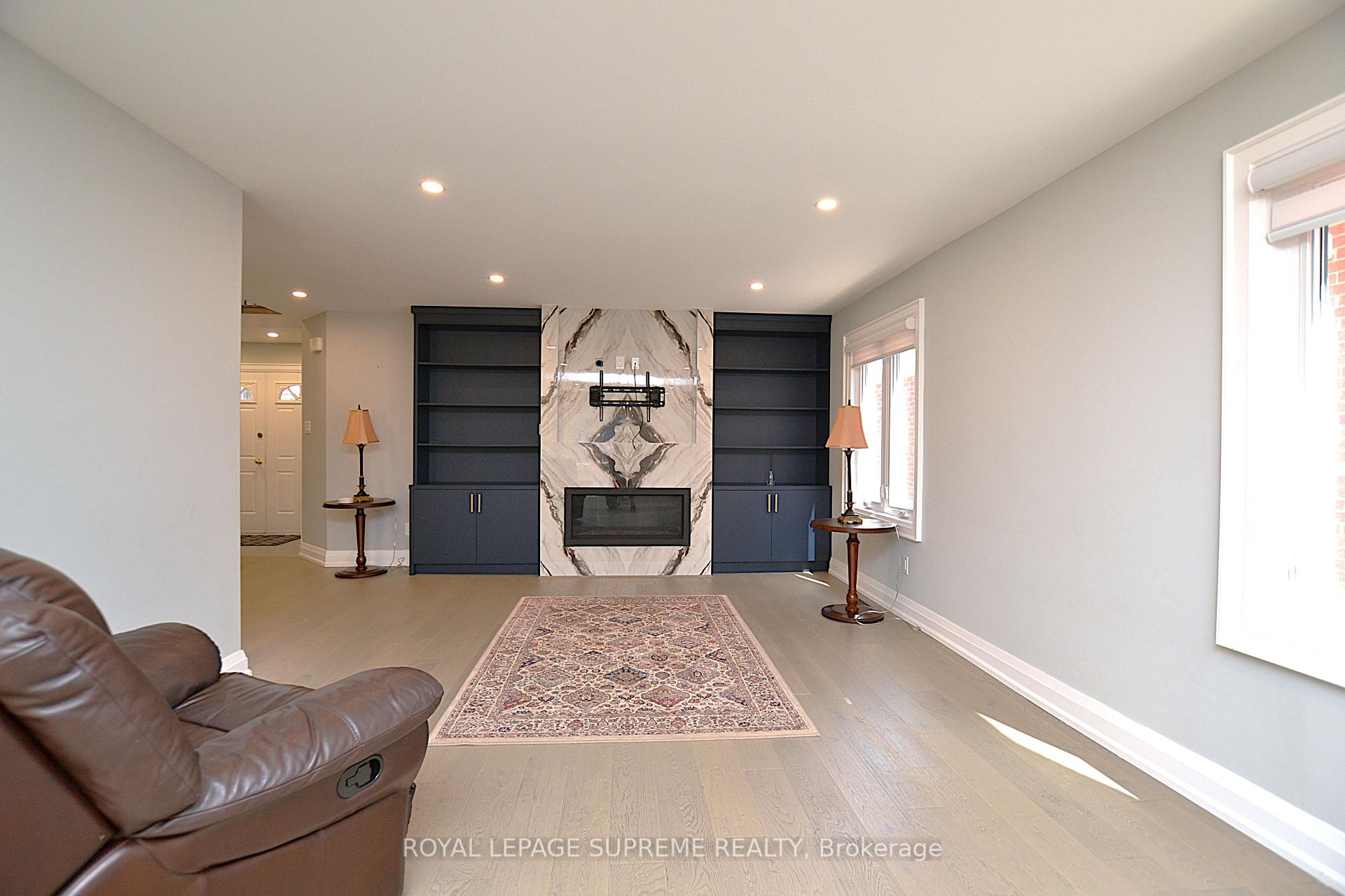 514 Petawawa Crescent