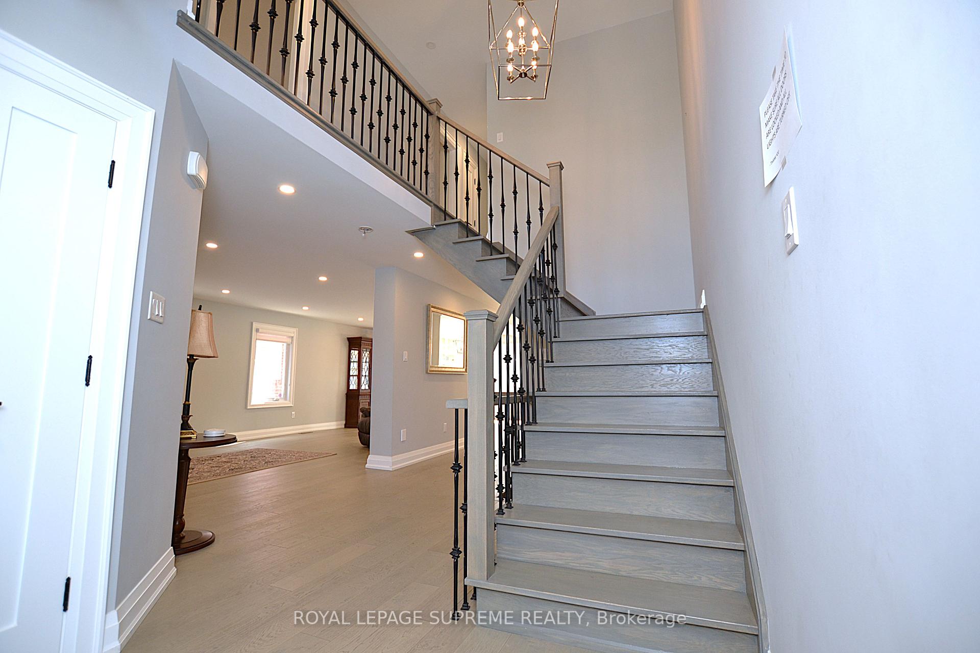 514 Petawawa Crescent