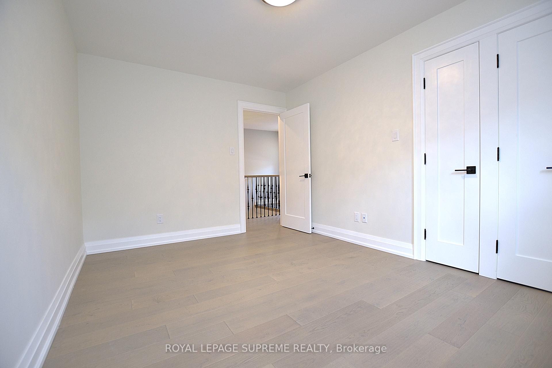 514 Petawawa Crescent