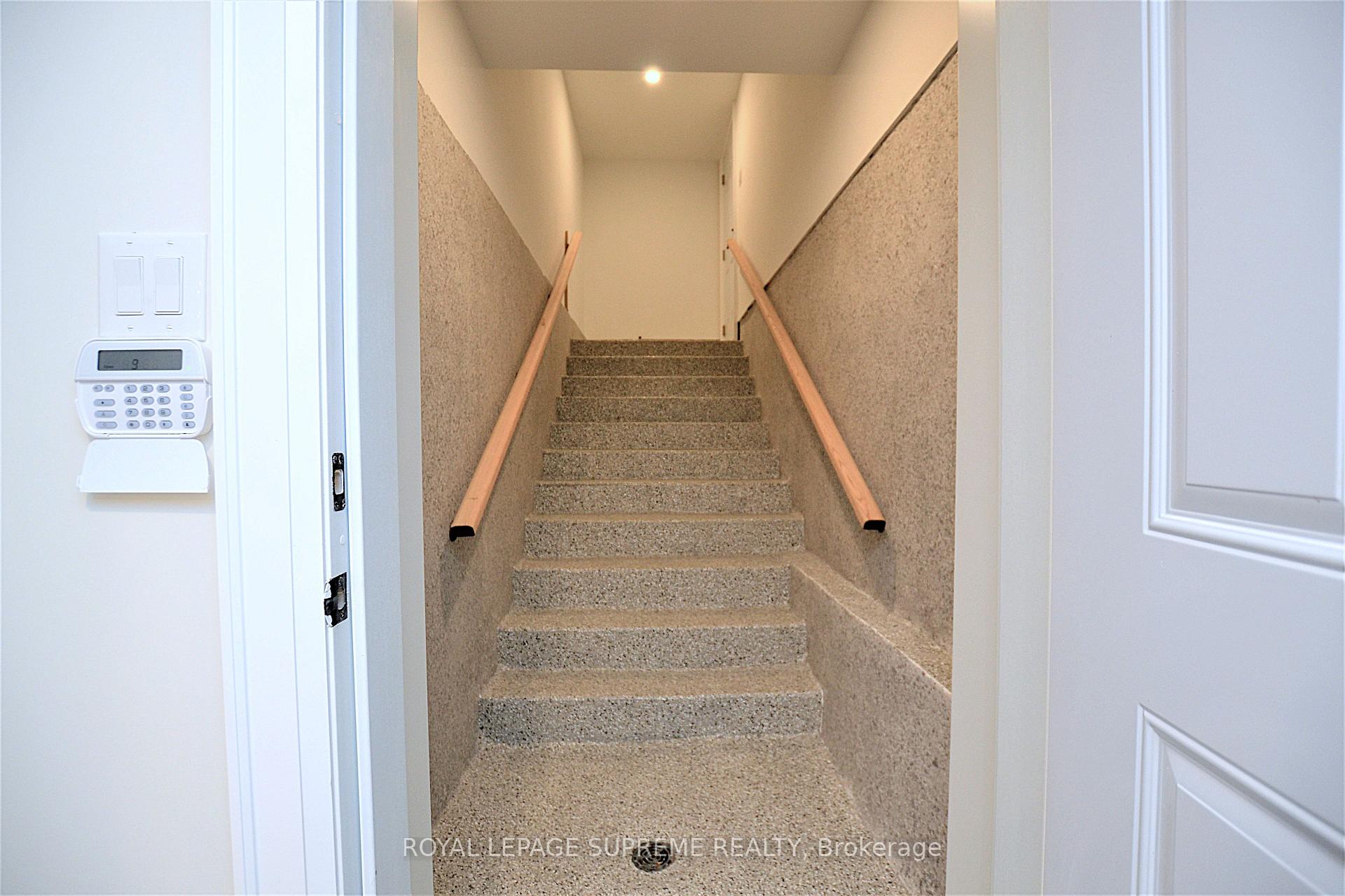 514 Petawawa Crescent