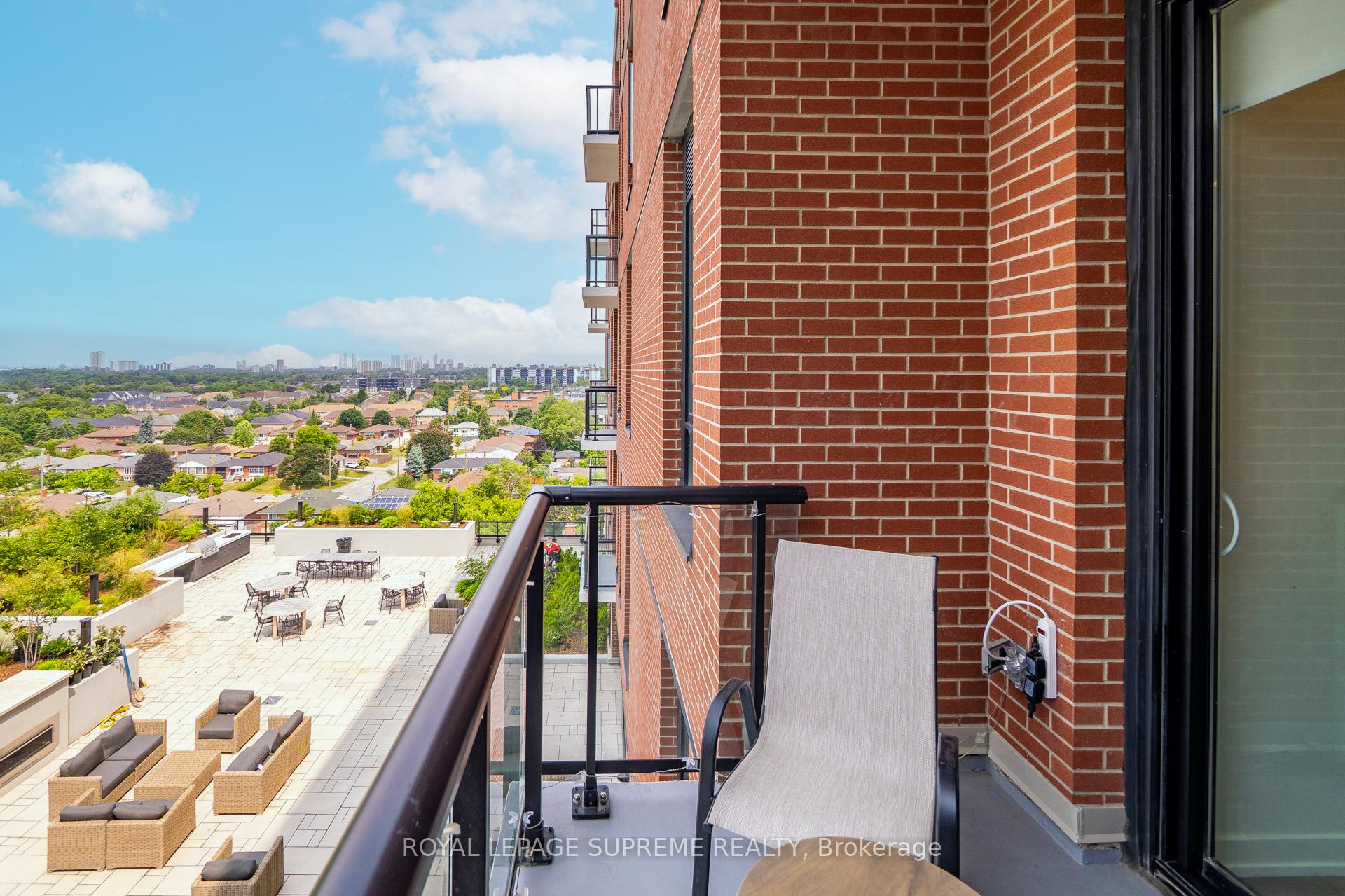 #925 - 3100 Keele Street, Toronto Unit: 925