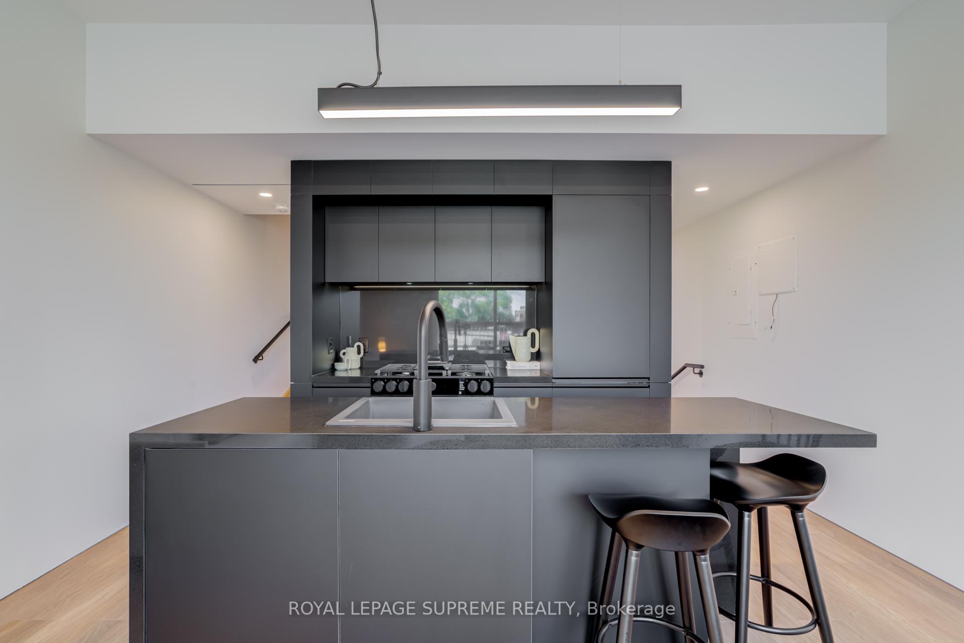 #4 - 101 Bernice Crescent, Toronto Unit: 4
