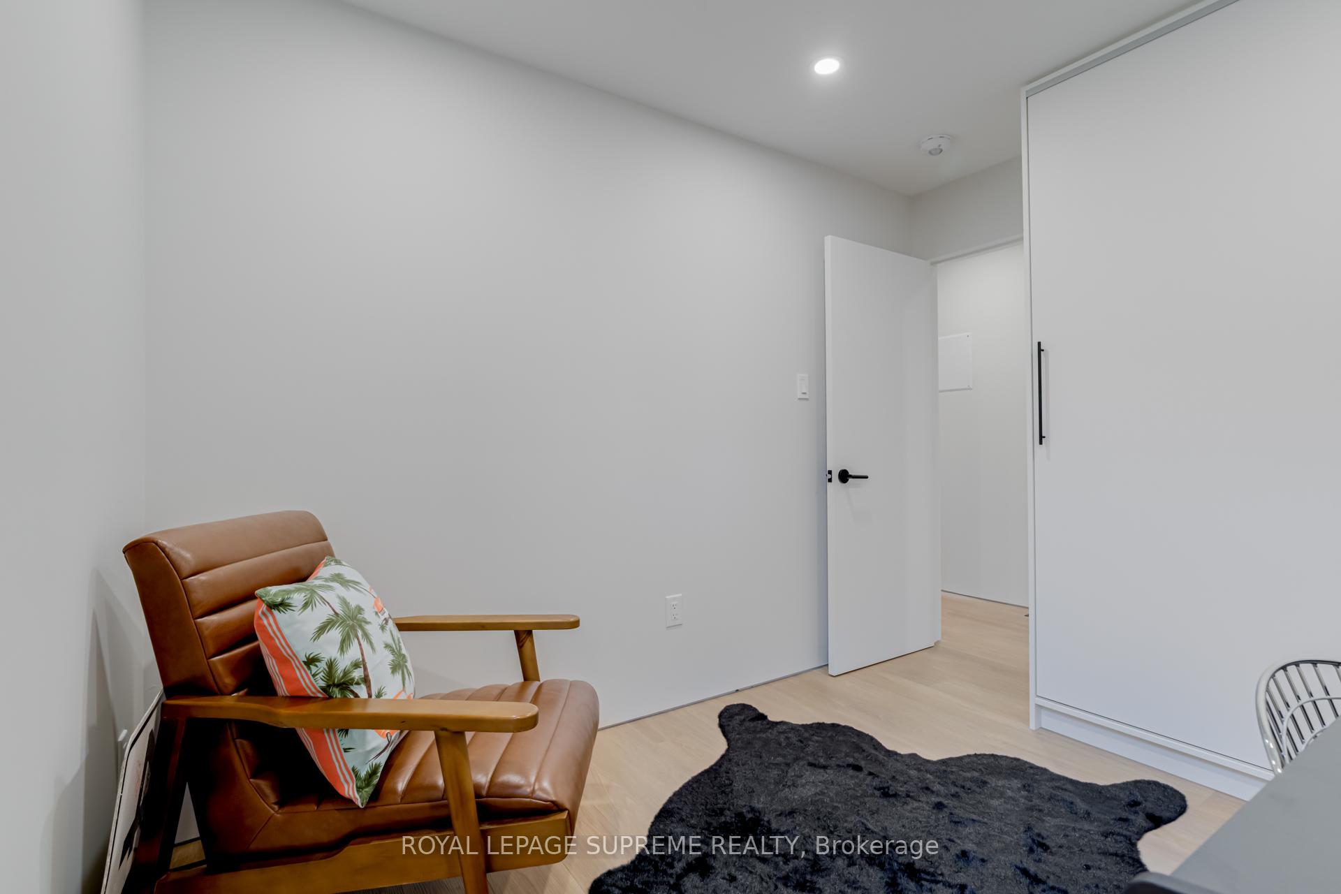101 Bernice Crescent 2, Toronto W03 Unit: 2