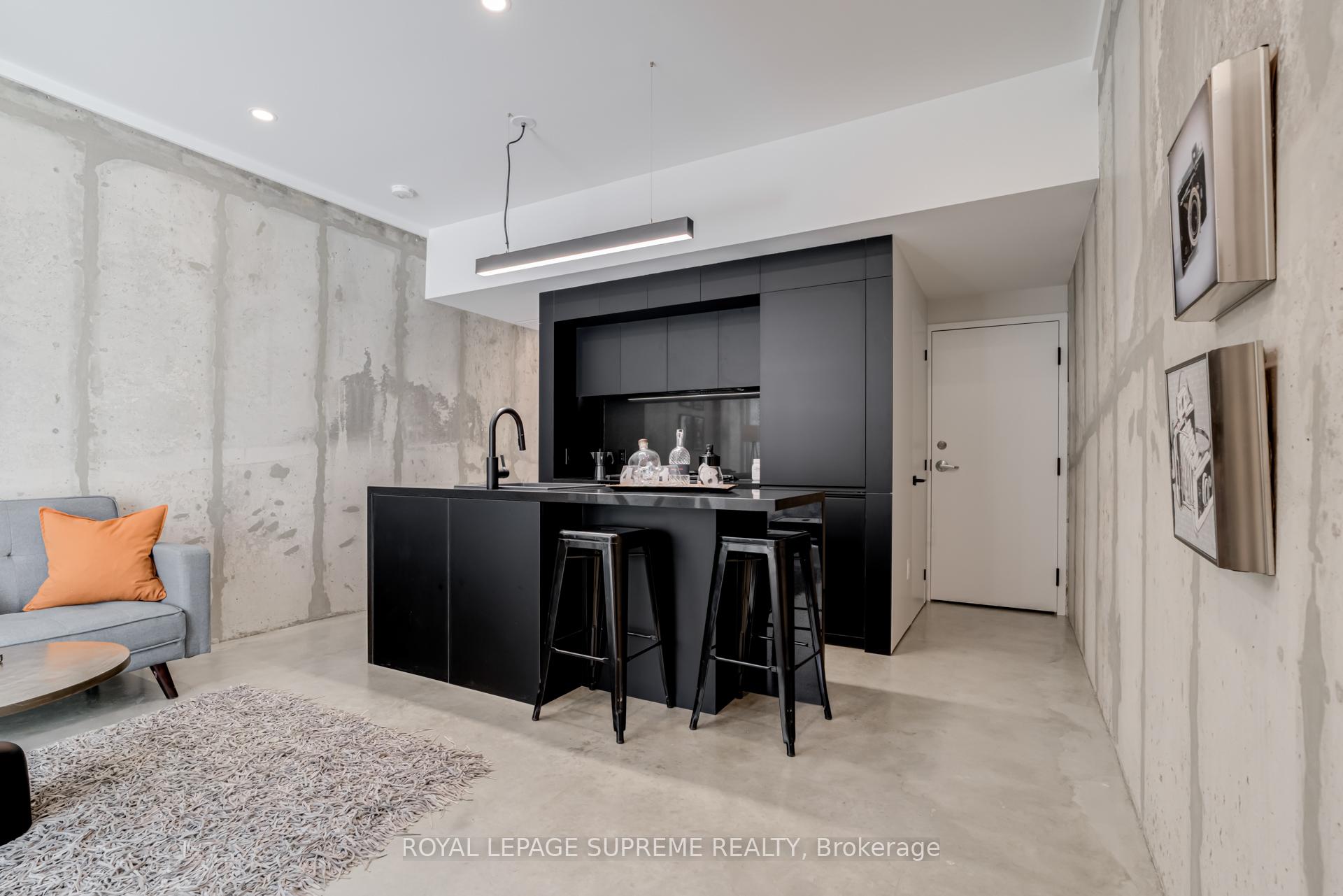 101 Bernice Crescent 2, Toronto W03 Unit: 2