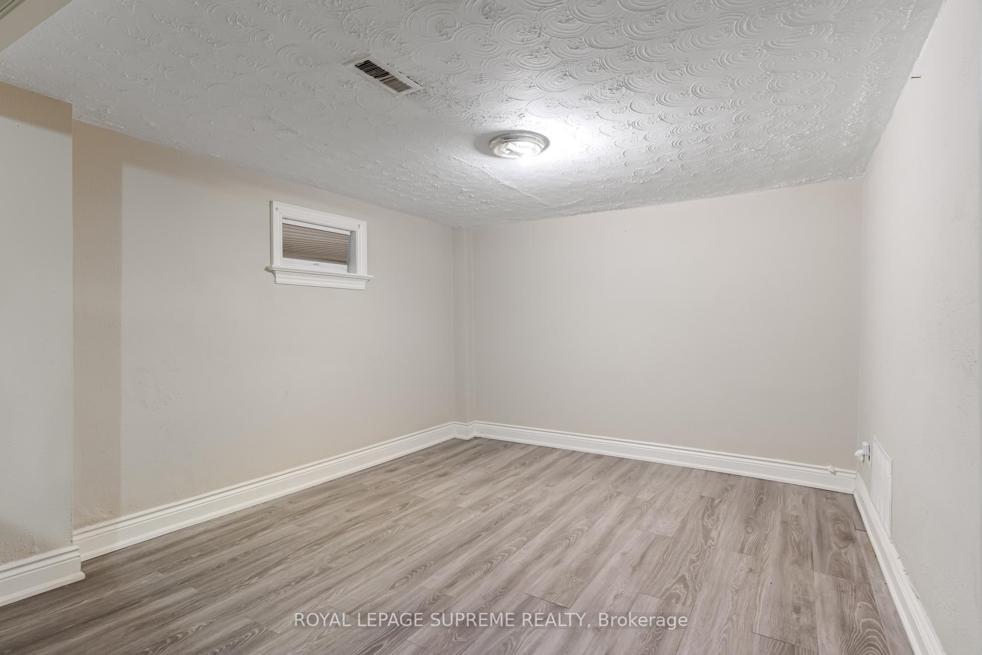 #Bsmt - 242 Aileen Avenue, Toronto Unit: Bsmt