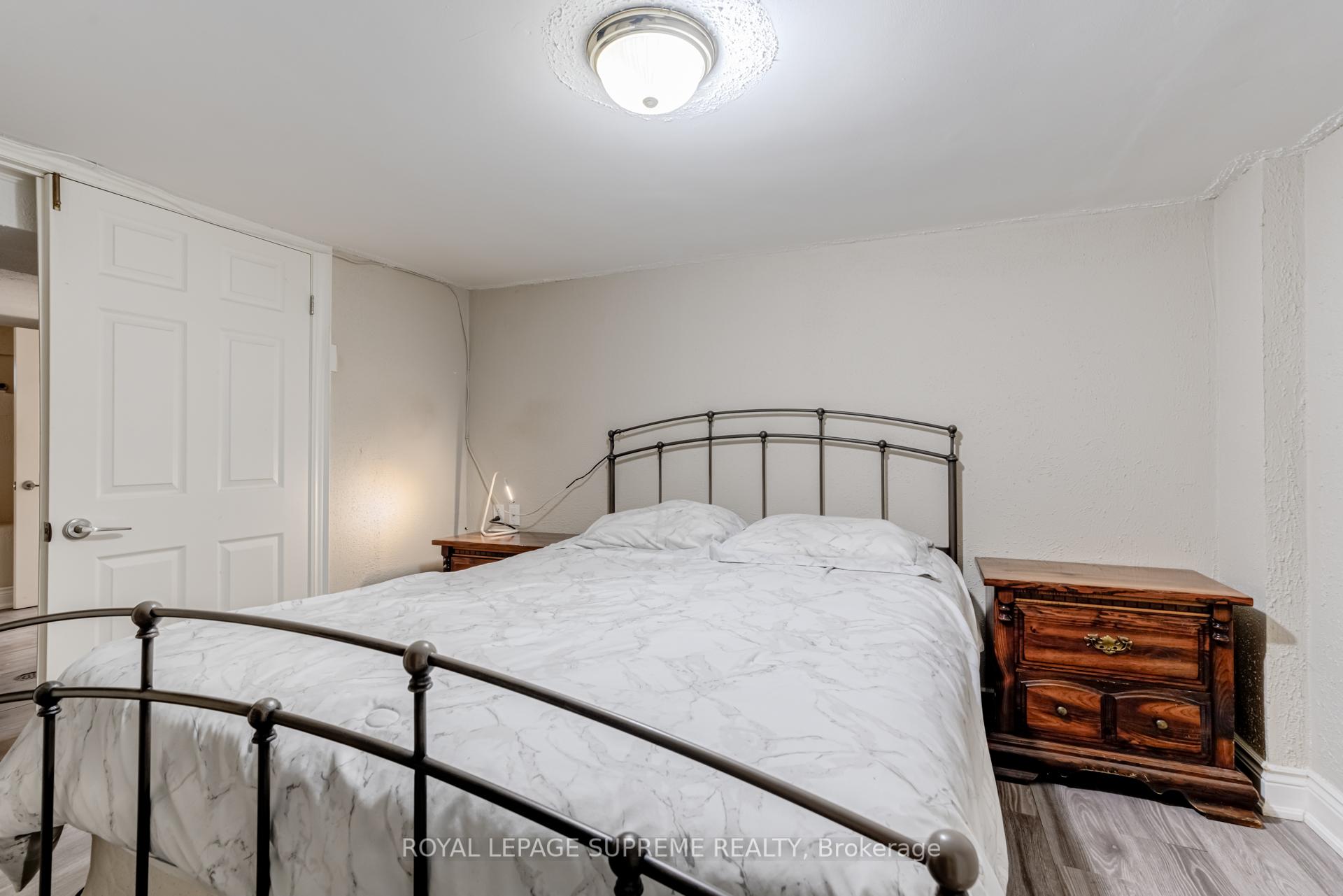 #Bsmt - 242 Aileen Avenue, Toronto Unit: Bsmt