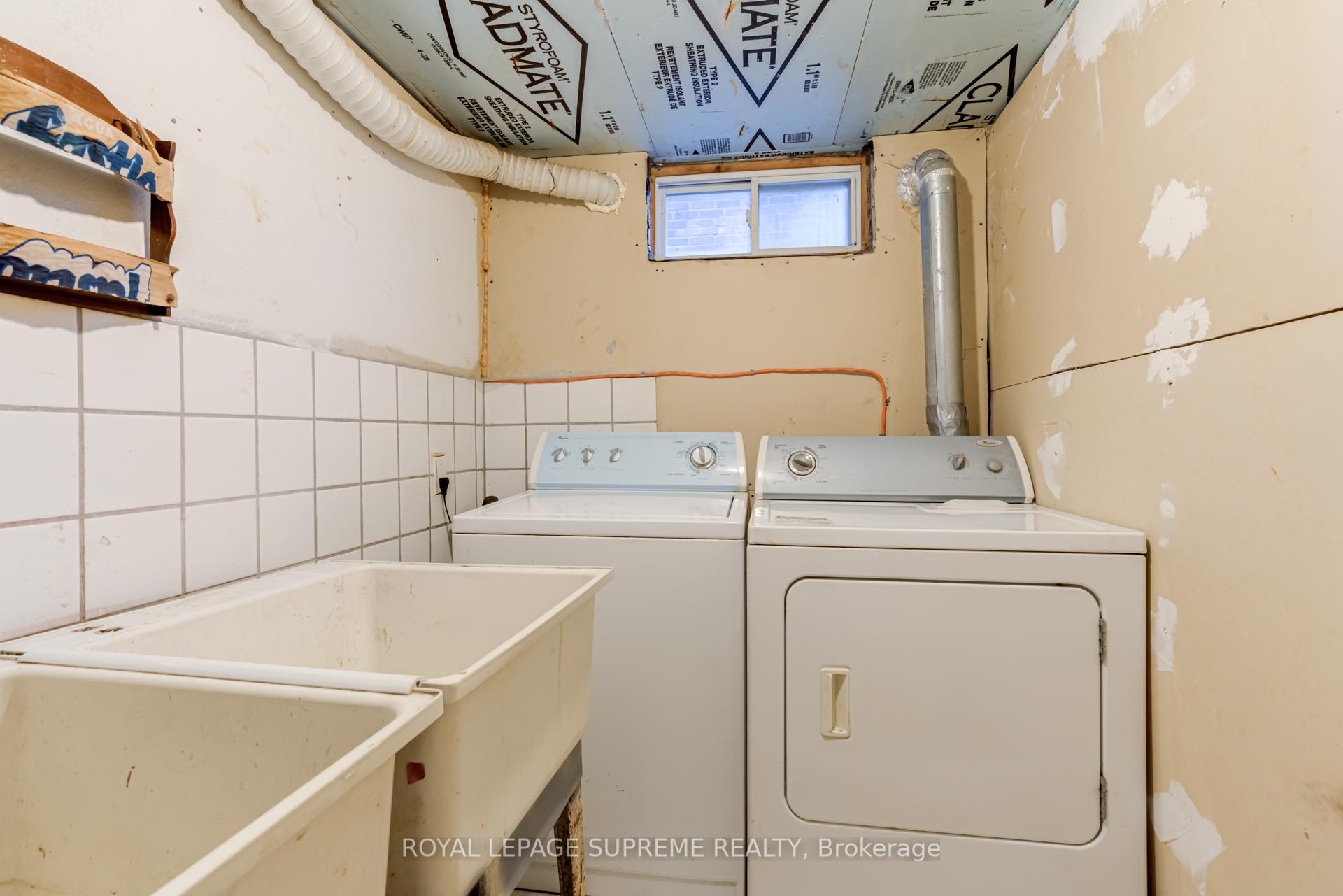 #Bsmt - 242 Aileen Avenue, Toronto Unit: Bsmt