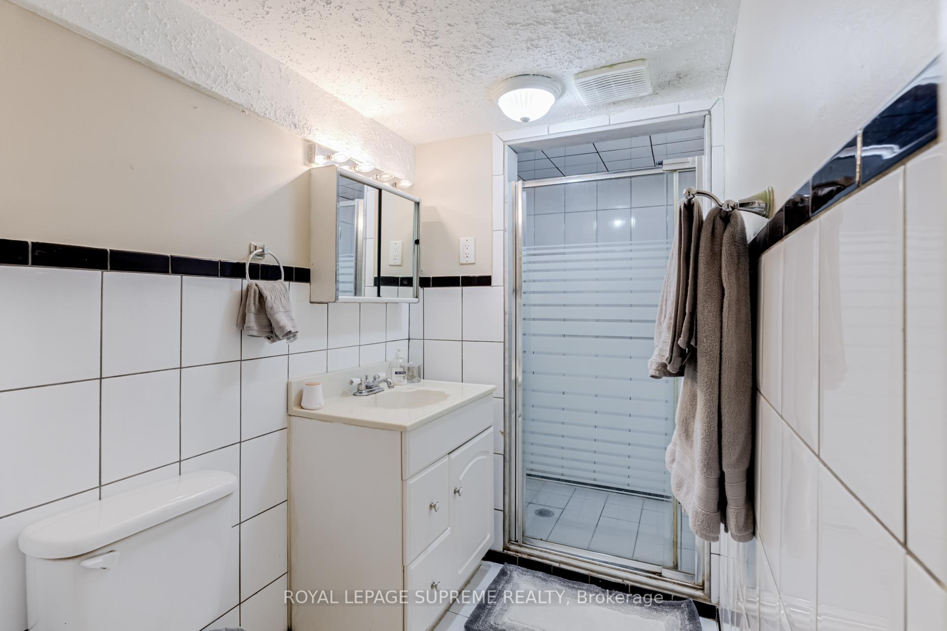 #Bsmt - 242 Aileen Avenue, Toronto Unit: Bsmt