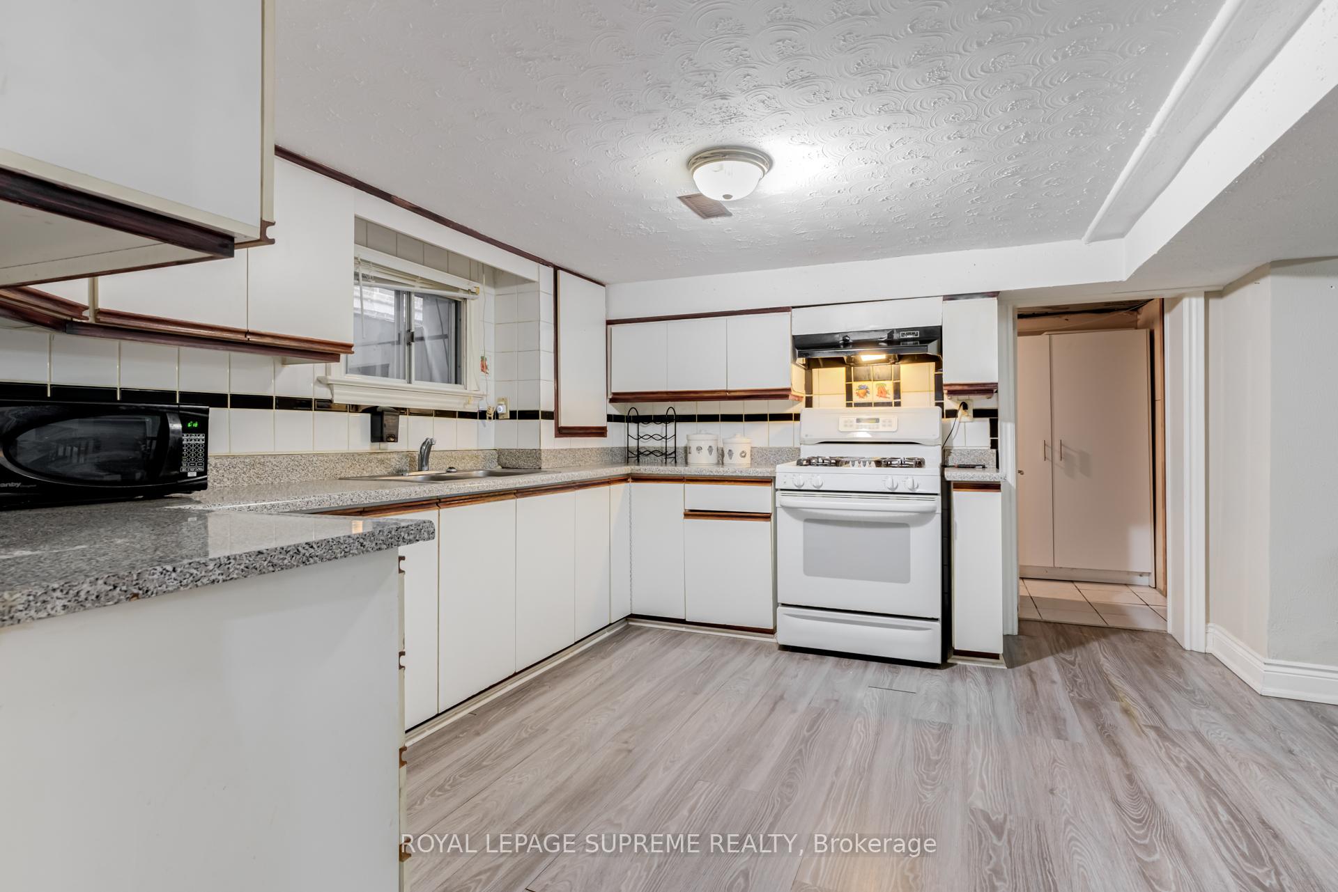 #Bsmt - 242 Aileen Avenue, Toronto Unit: Bsmt