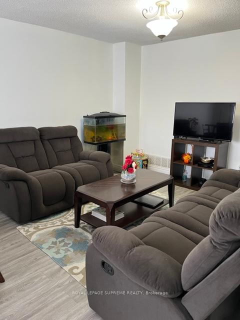#Upper - 1 Graymar Road Unit: Upper