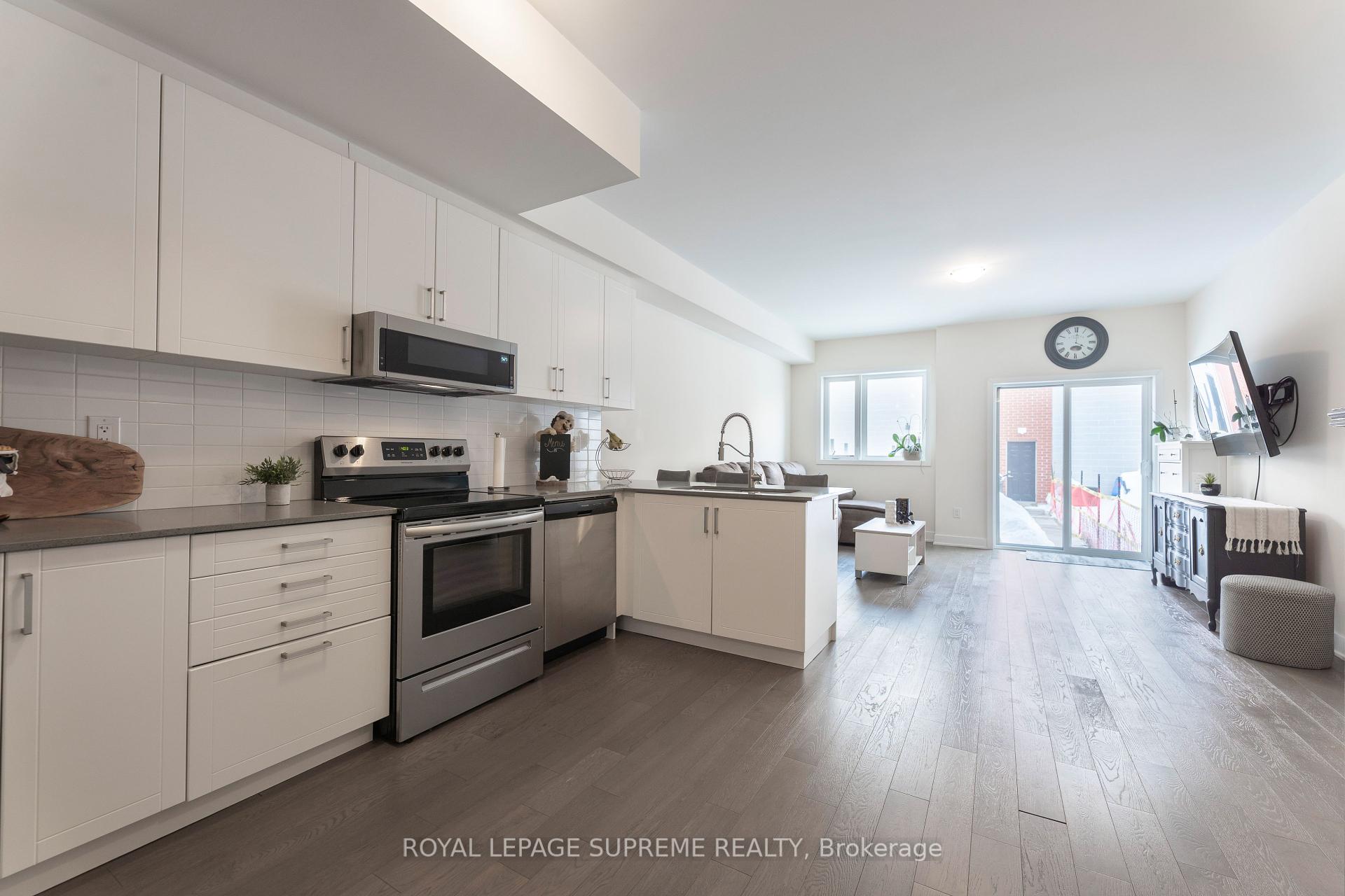 115 William Duncan Road, Toronto W05