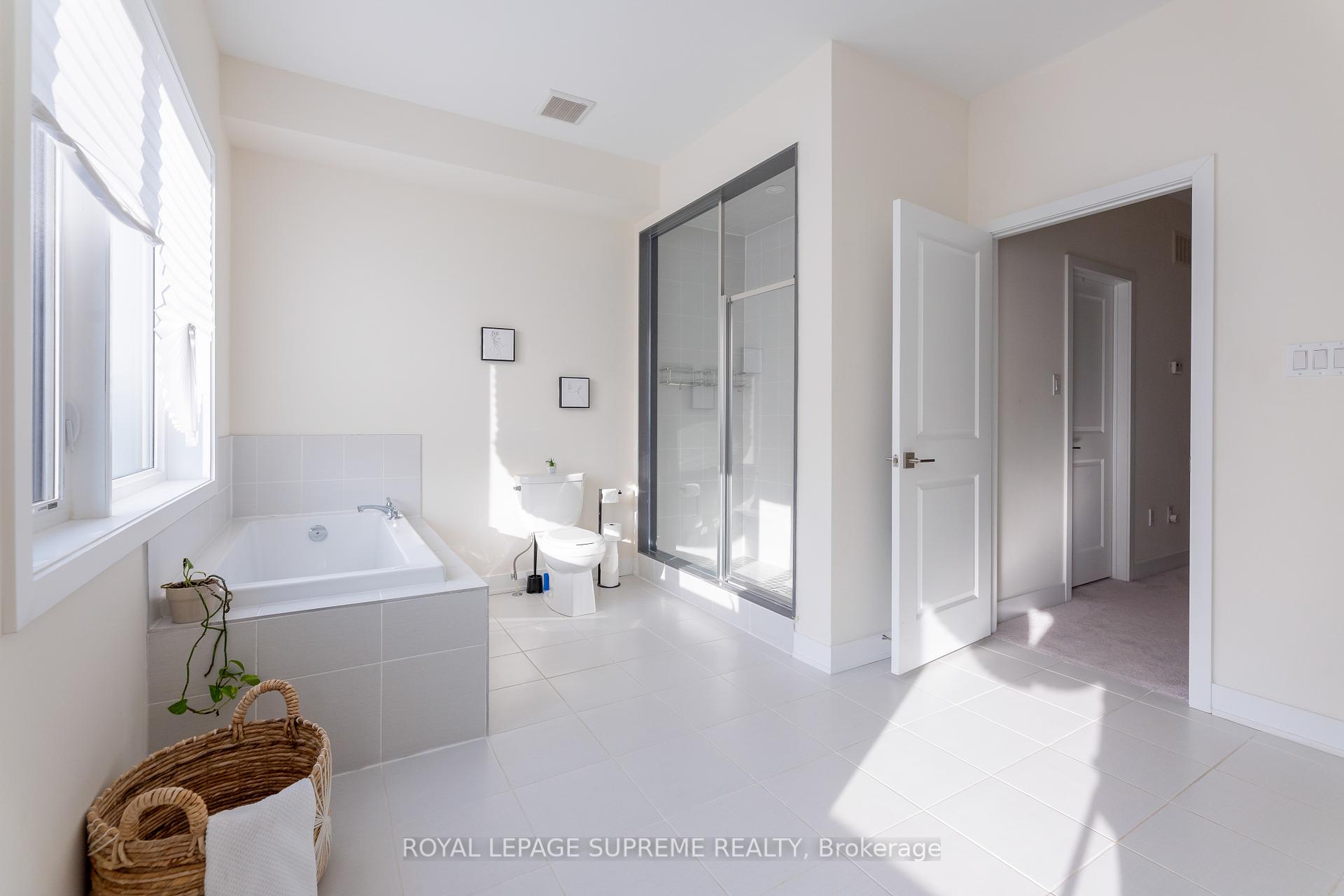 115 William Duncan Road, Toronto W05
